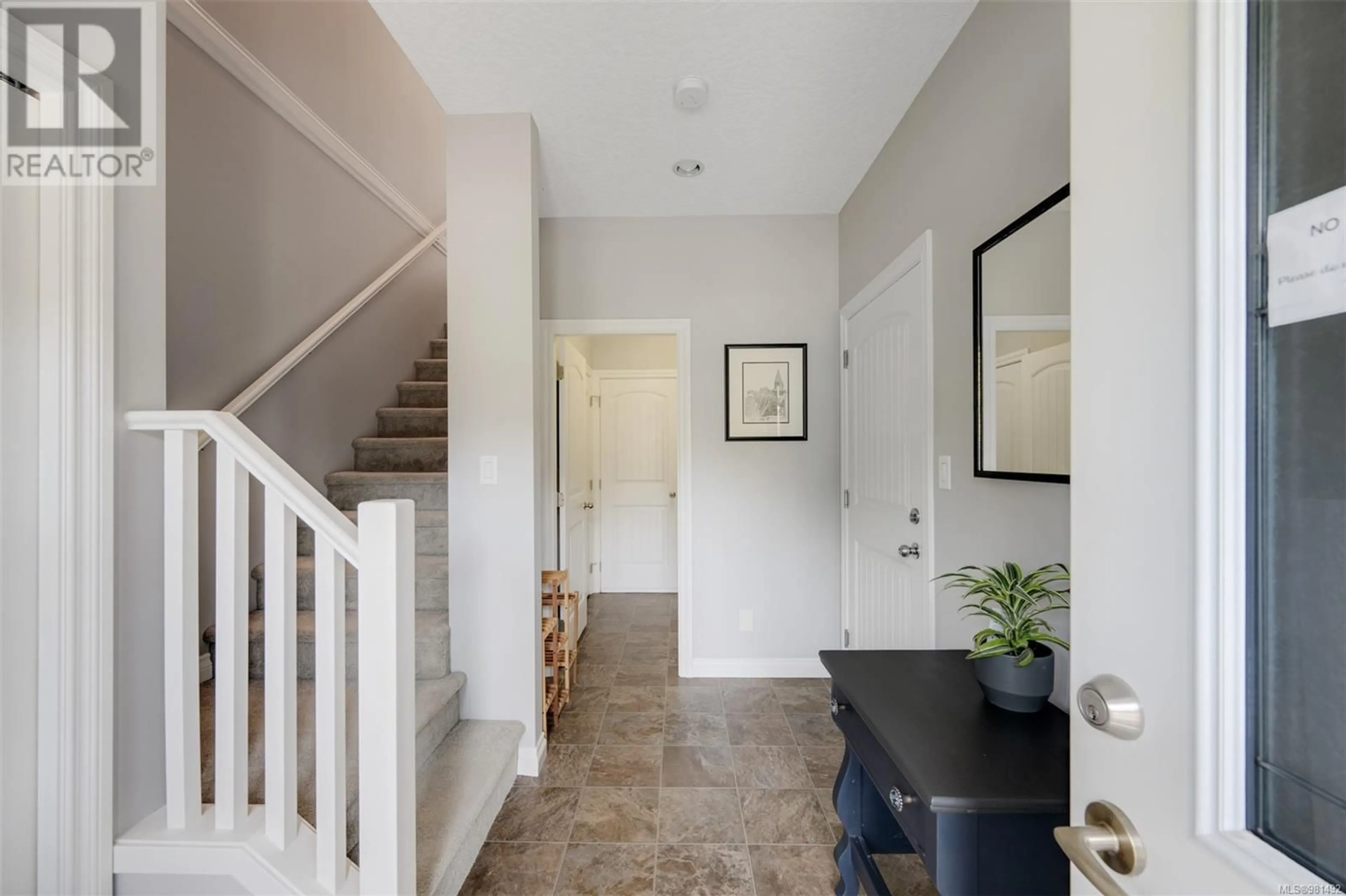 Indoor entryway, wood floors for 871 Wild Ridge Way, Langford British Columbia V9C4M8