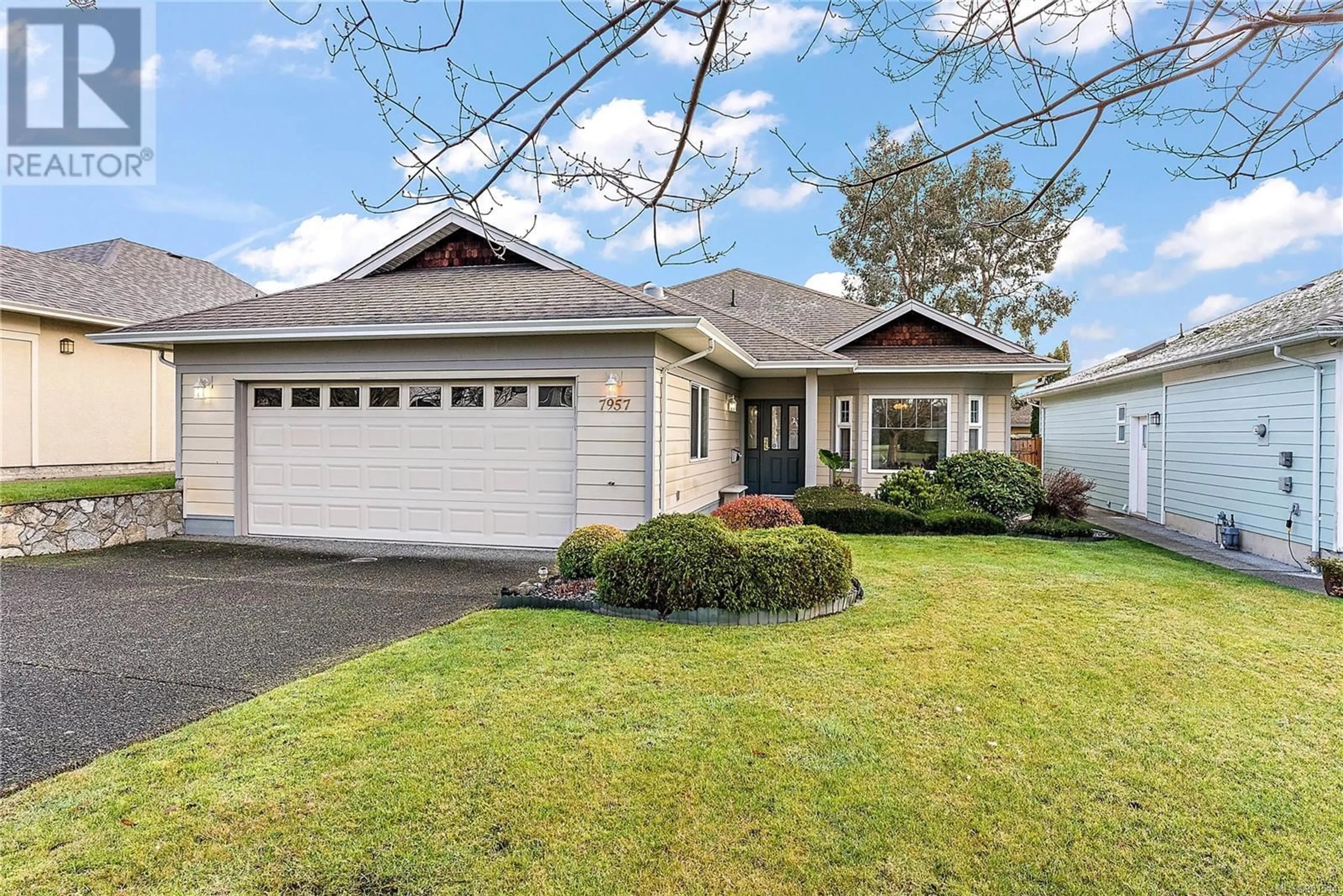 Frontside or backside of a home, cottage for 7957 Simpson Rd, Central Saanich British Columbia V8M2H3