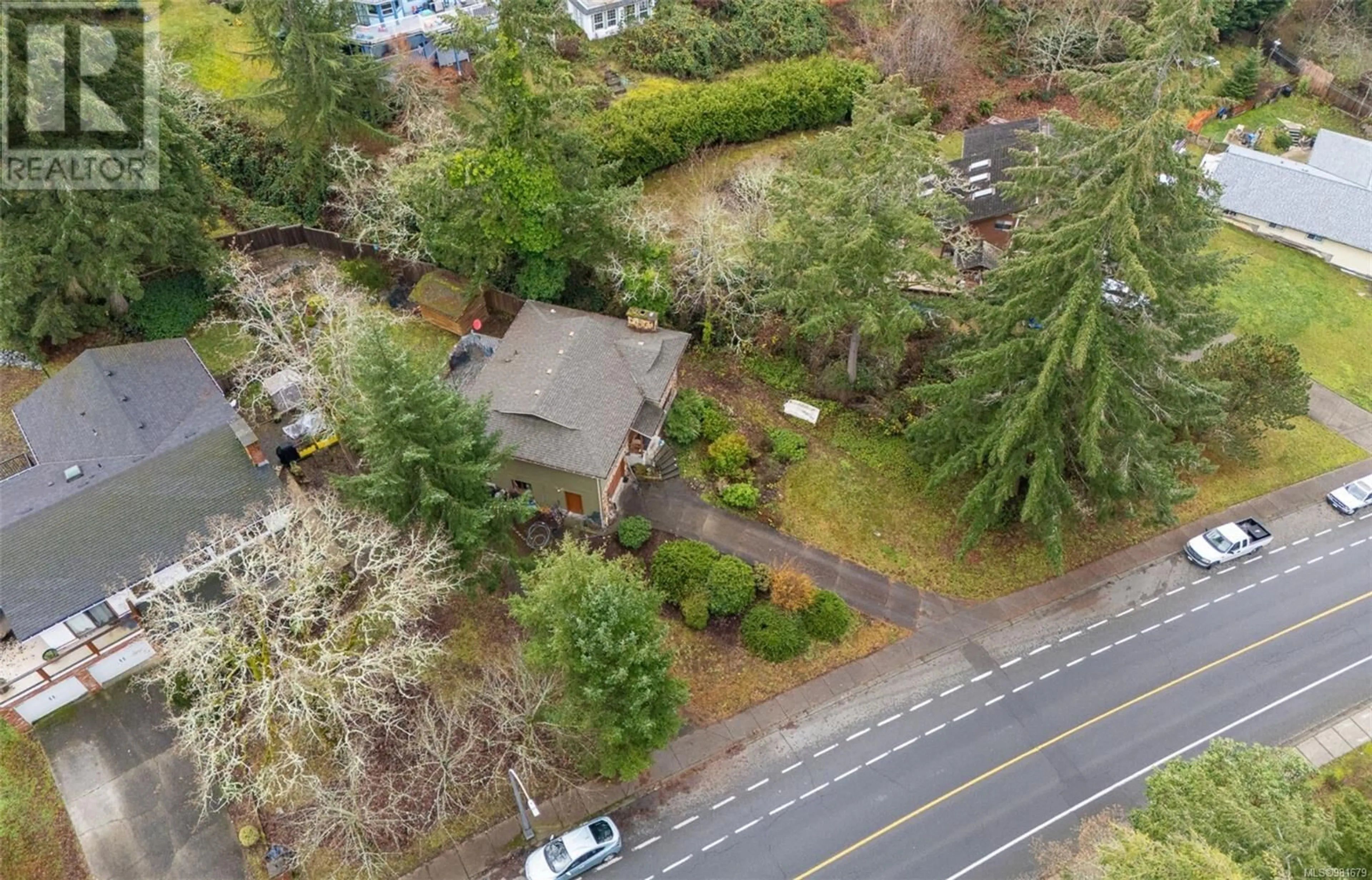 A pic from outside/outdoor area/front of a property/back of a property/a pic from drone, forest/trees view for 1488 KINGSVIEW ROAD, Duncan British Columbia V9L5P1