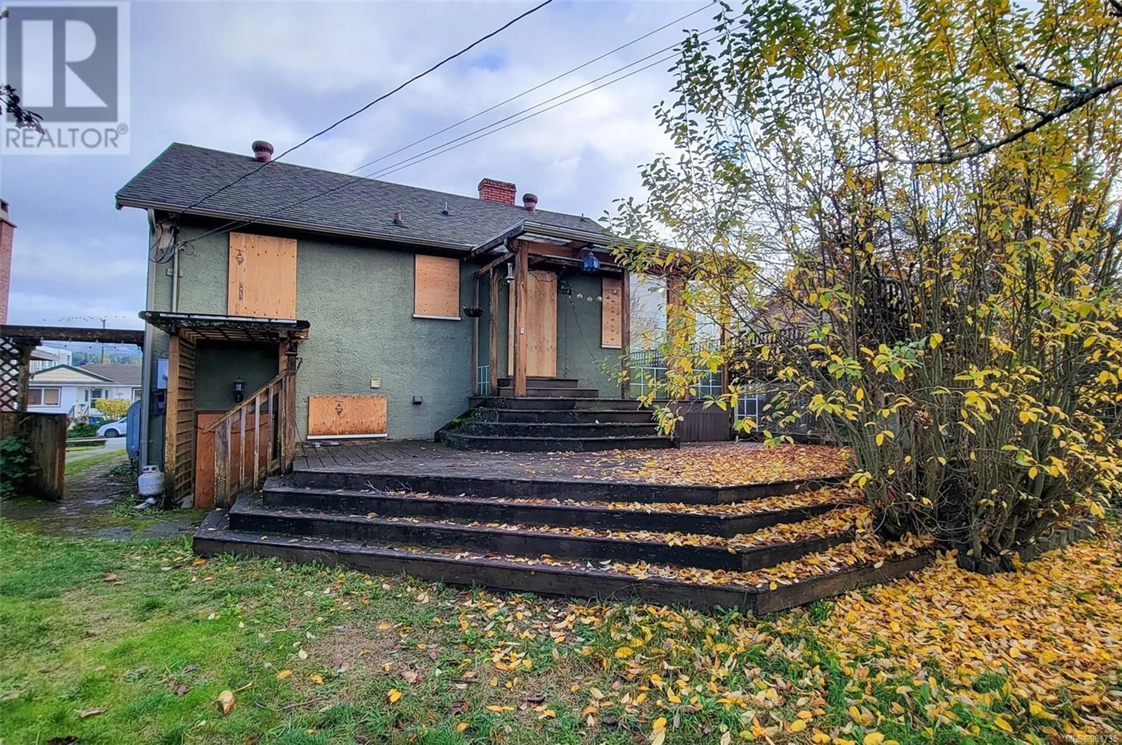 Frontside or backside of a home, cottage for 3944 6th Ave, Port Alberni British Columbia V9Y4M4