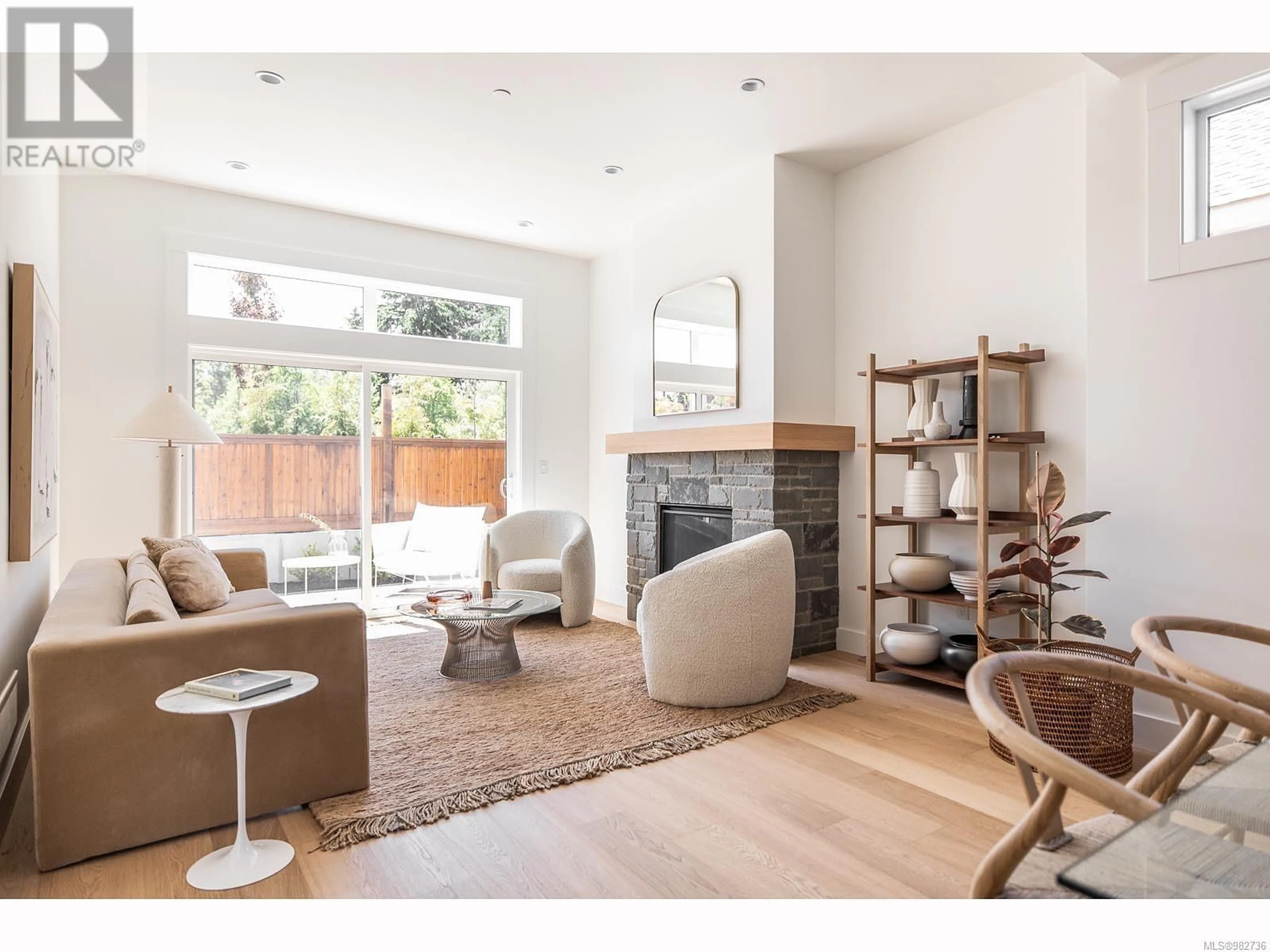 Living room, wood floors for 19 846 Ackerman Rd, French Creek British Columbia V9P1A7