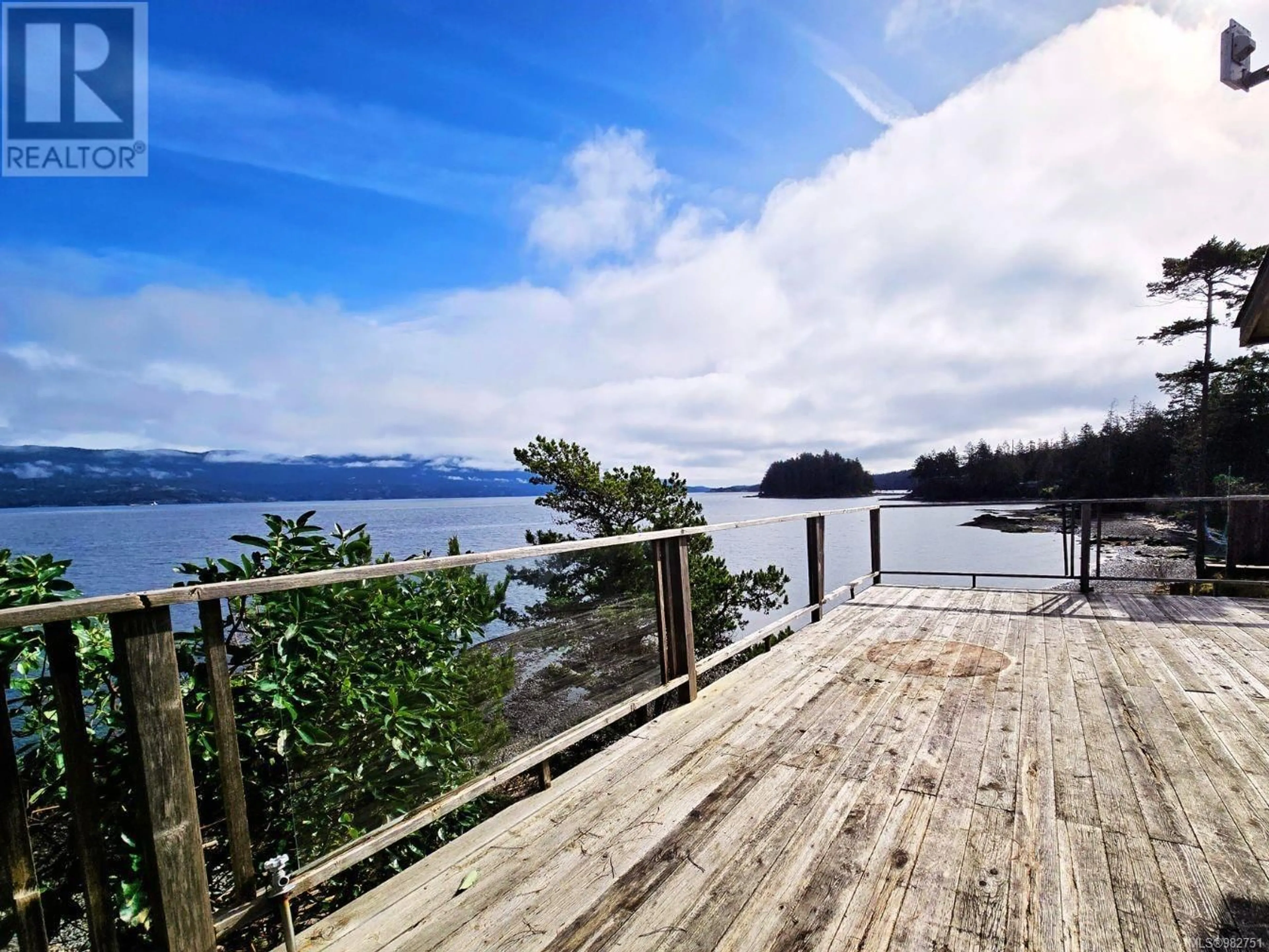 Patio, lake for 18 Spring Bay Rd, Lasqueti Island British Columbia V0R2J0