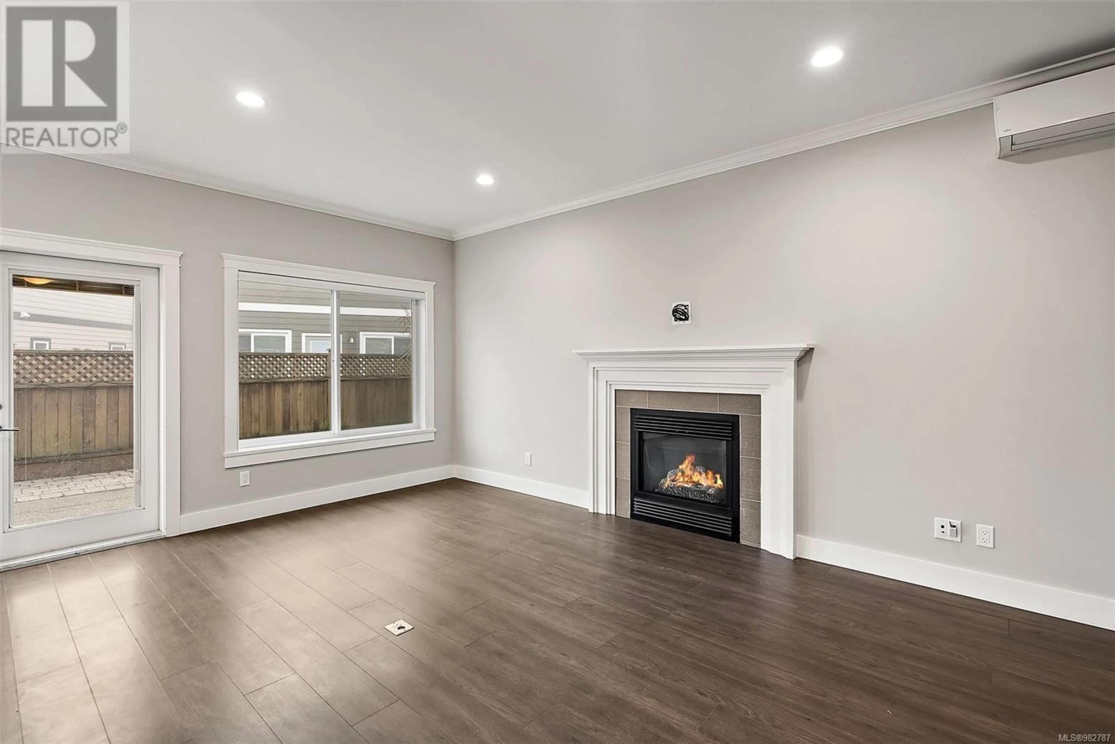 A pic of a room, wood floors for 9385 East Saanich Rd, North Saanich British Columbia V8L0C2