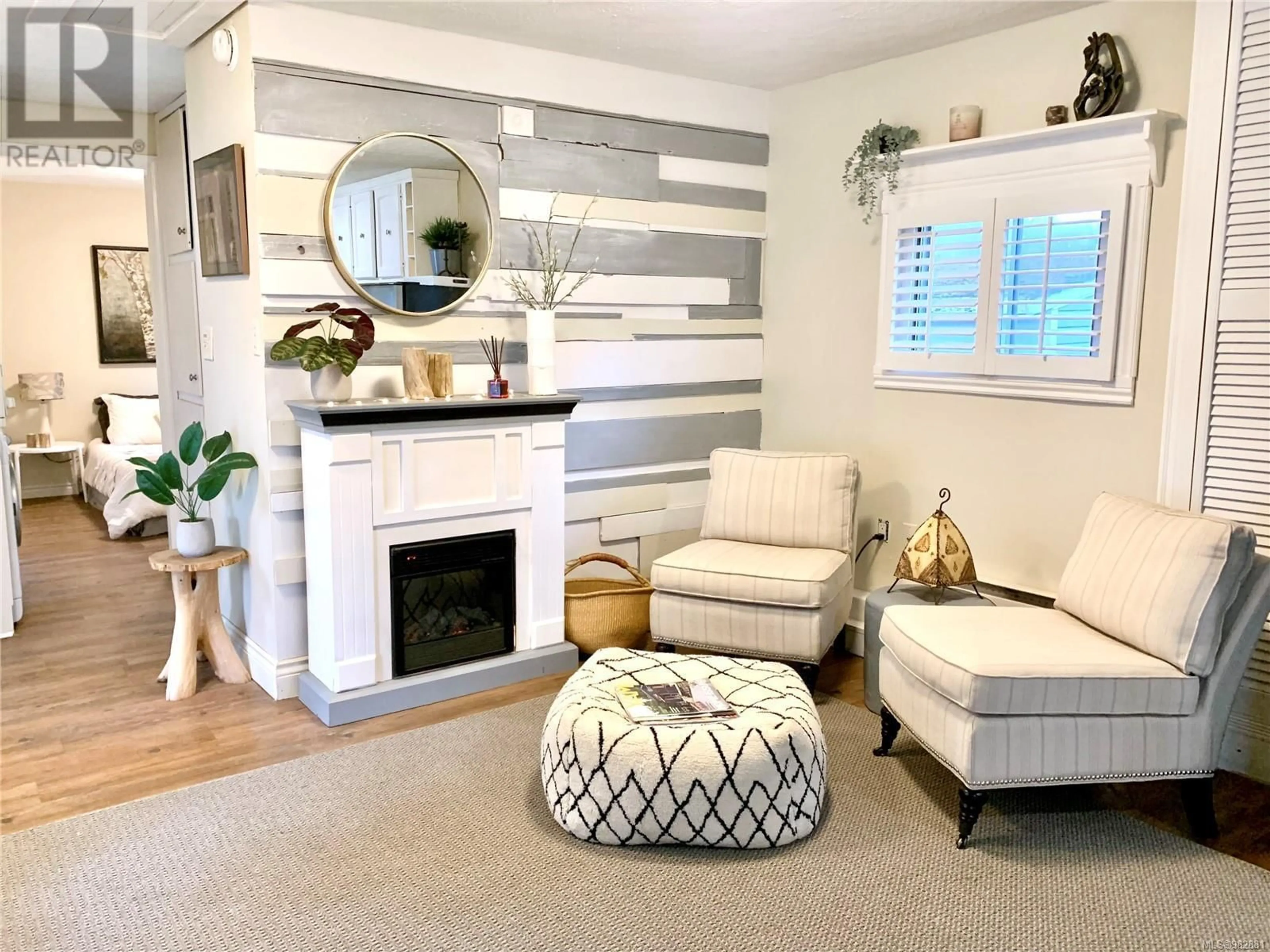 Living room with furniture, wood/laminate floor for 38 848 Hockley Ave, Langford British Columbia V9B2V6