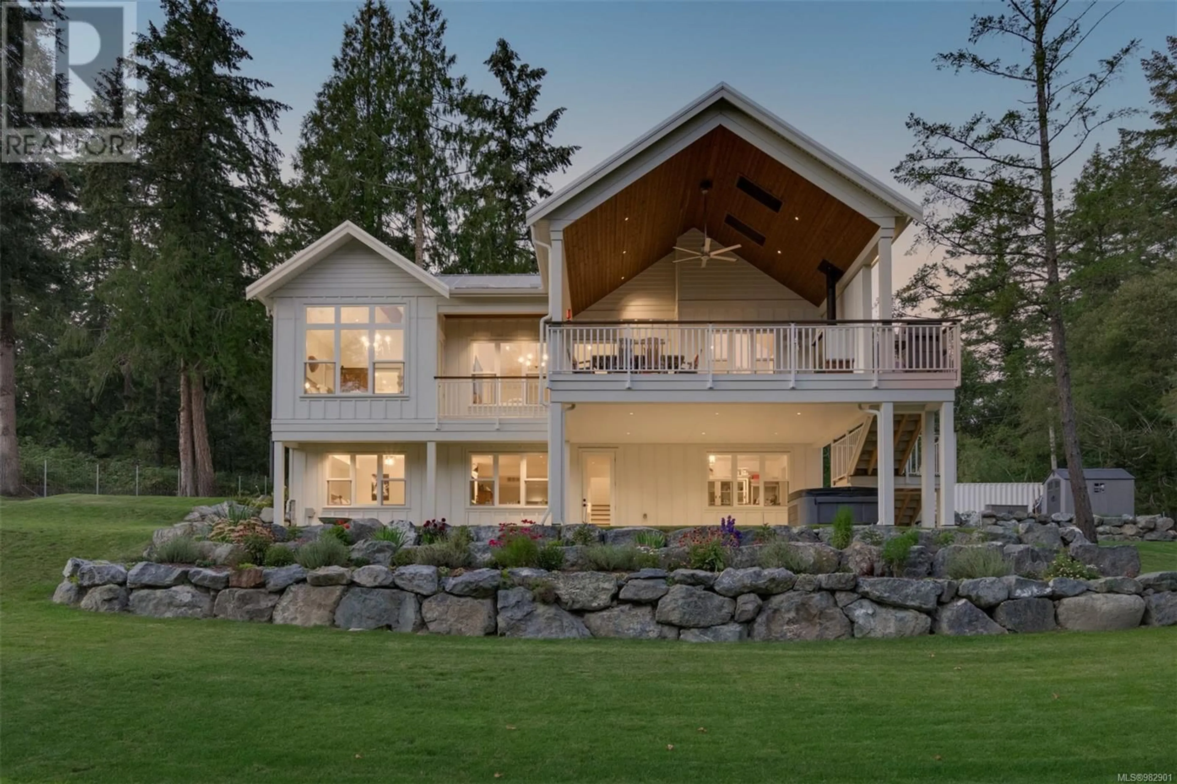 Home with vinyl exterior material, mountain view for 471 GREEN MOUNTAIN ROAD, Saanich British Columbia V9E2B4