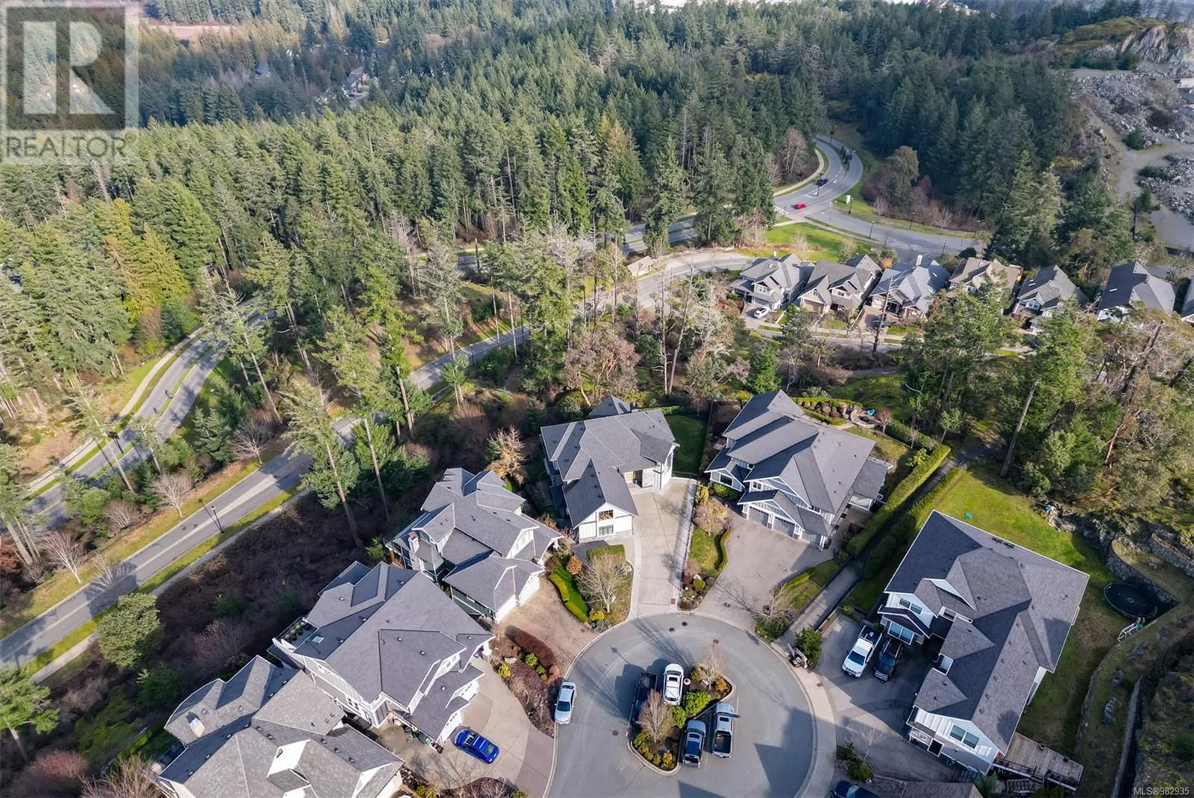 A pic from outside/outdoor area/front of a property/back of a property/a pic from drone, unknown for 1108 Timber View, Langford British Columbia V9B0B5