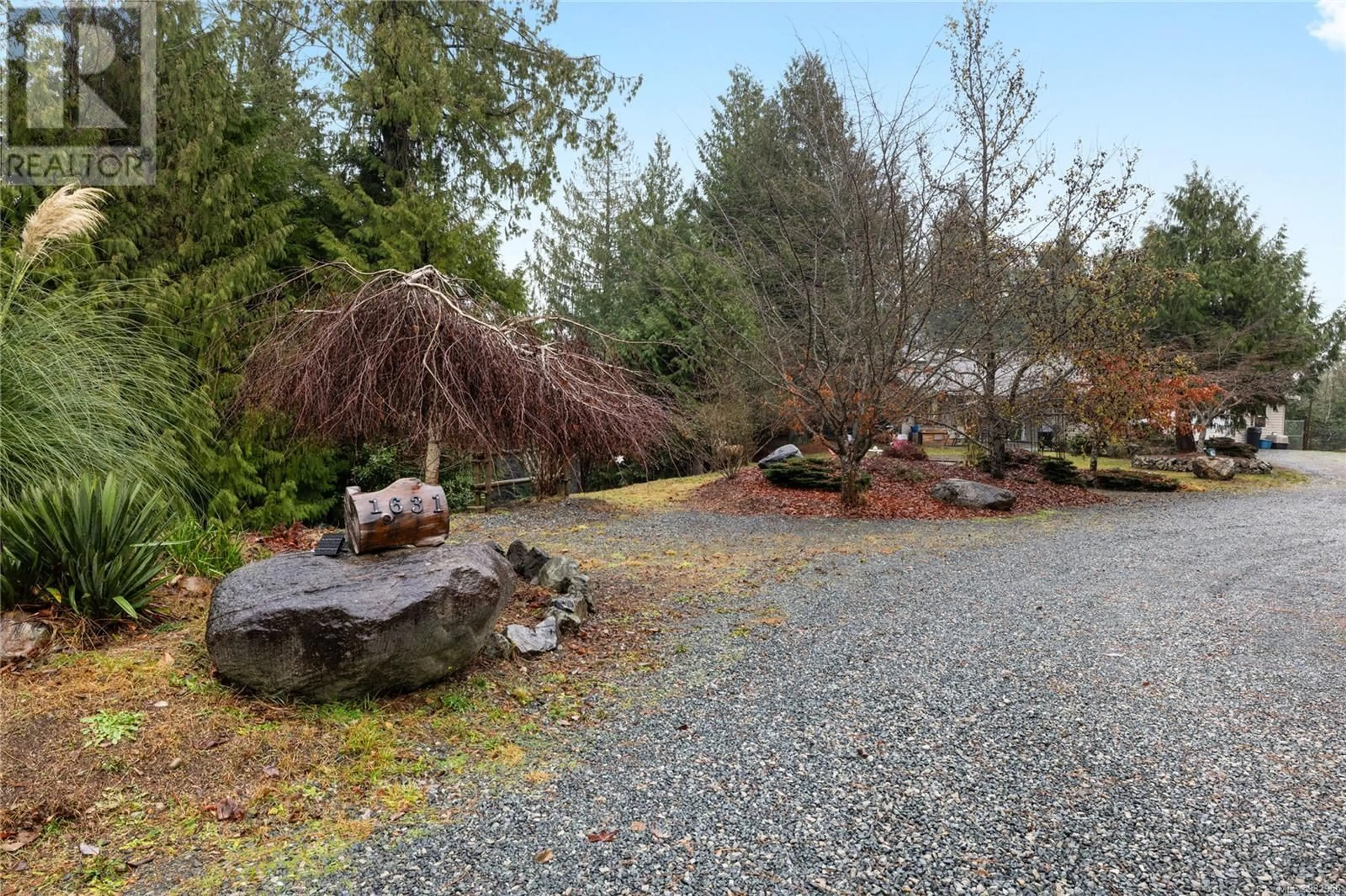 Patio, forest/trees view for 1631 Lewis Lane, Qualicum Beach British Columbia V9K2S3