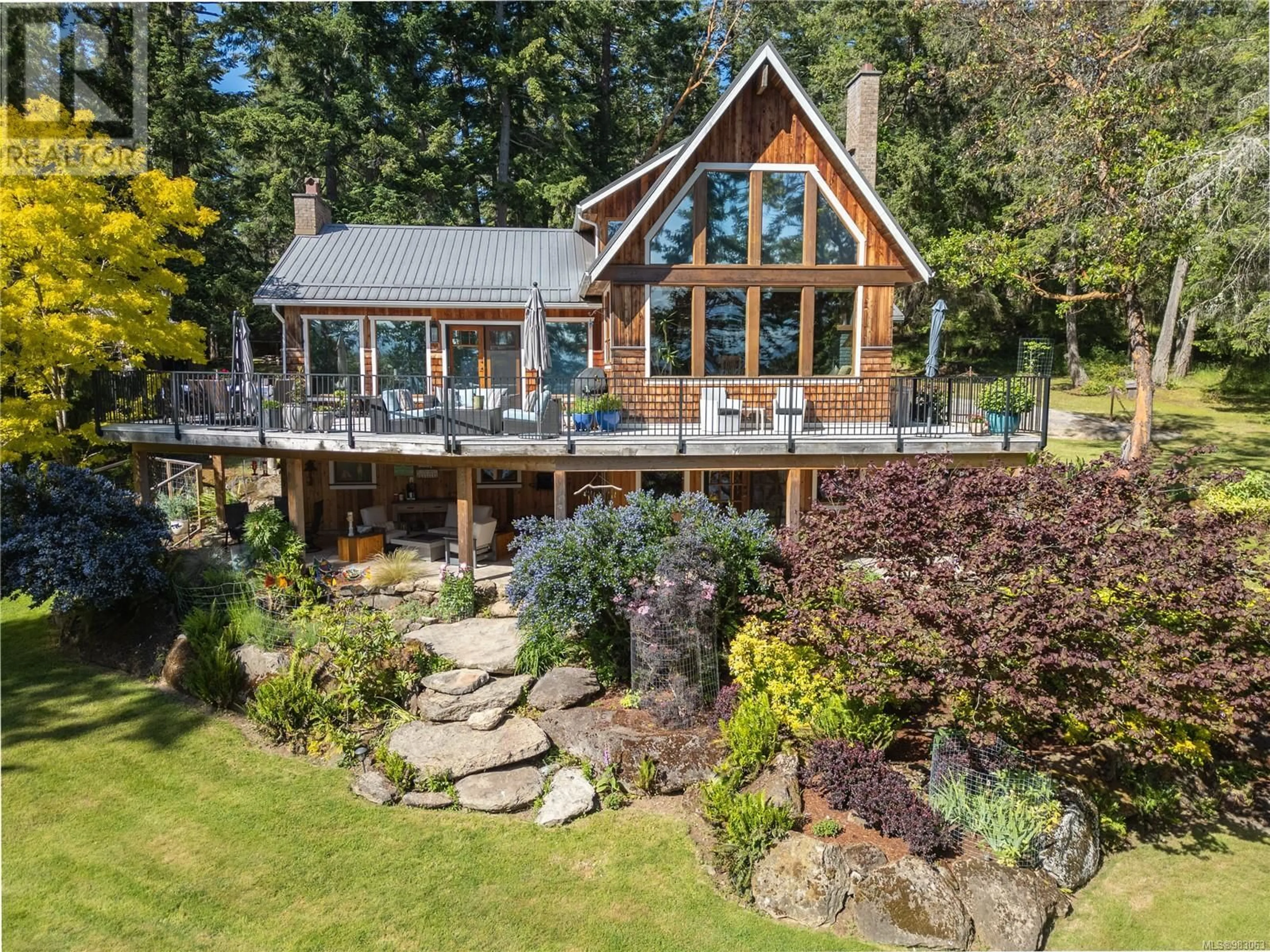 A pic from outside/outdoor area/front of a property/back of a property/a pic from drone, water/lake/river/ocean view for 225 Sea Meadow Dr, Gabriola Island British Columbia V0R1X2