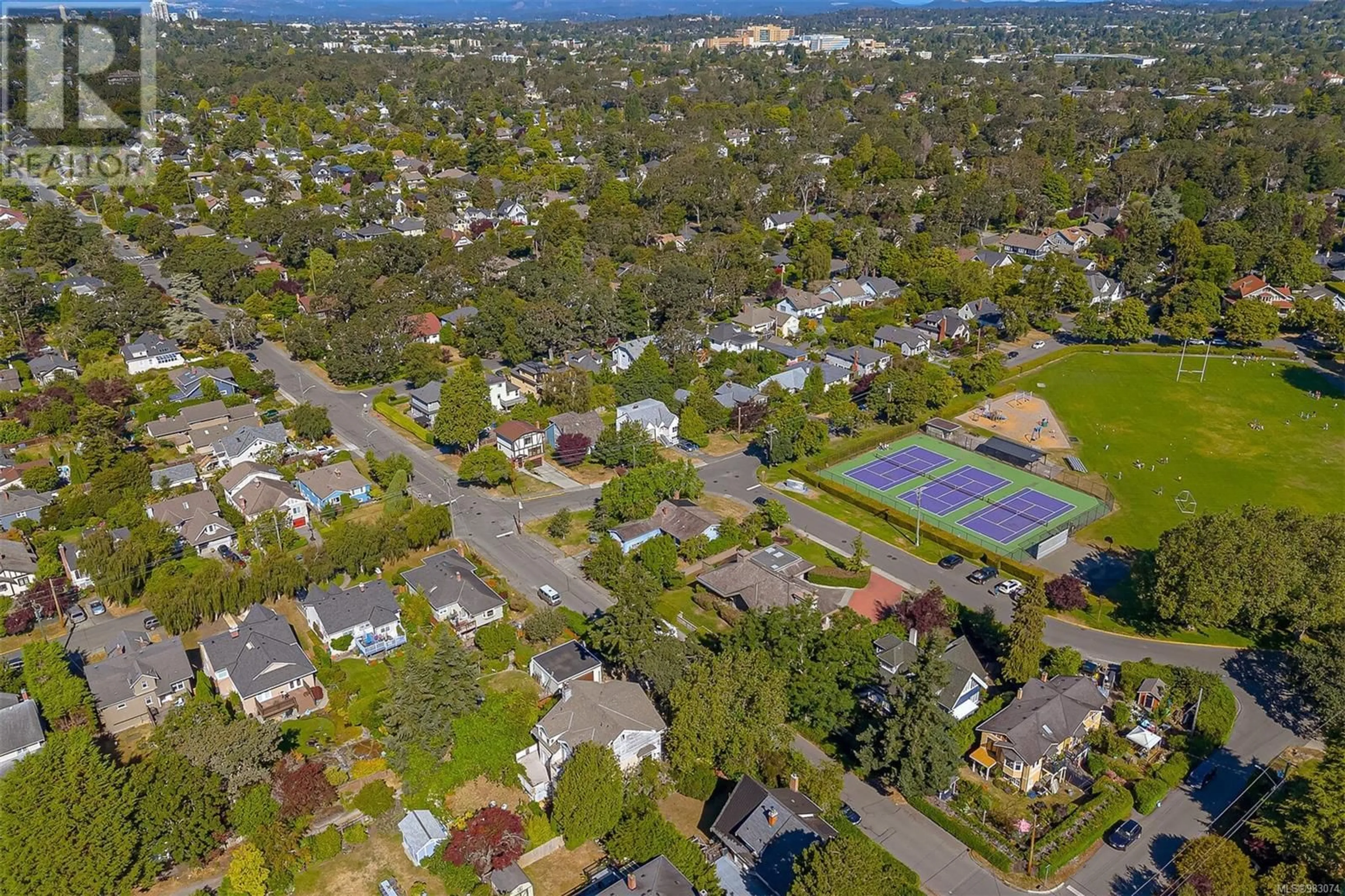 A pic from outside/outdoor area/front of a property/back of a property/a pic from drone, street for 2409 Currie Rd, Oak Bay British Columbia V8S3B5