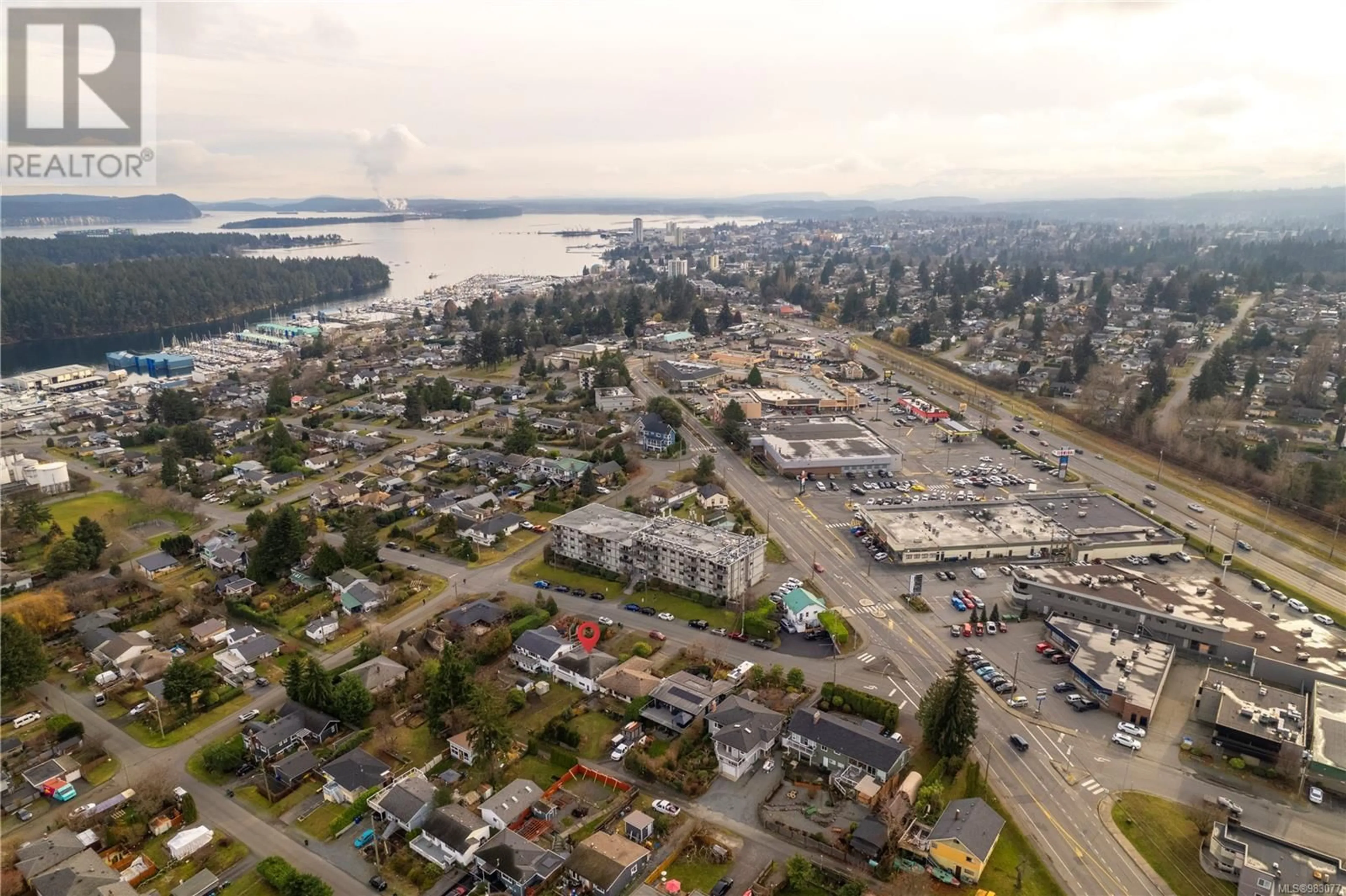 A pic from outside/outdoor area/front of a property/back of a property/a pic from drone, water/lake/river/ocean view for 638 Poplar St, Nanaimo British Columbia V9S2H5