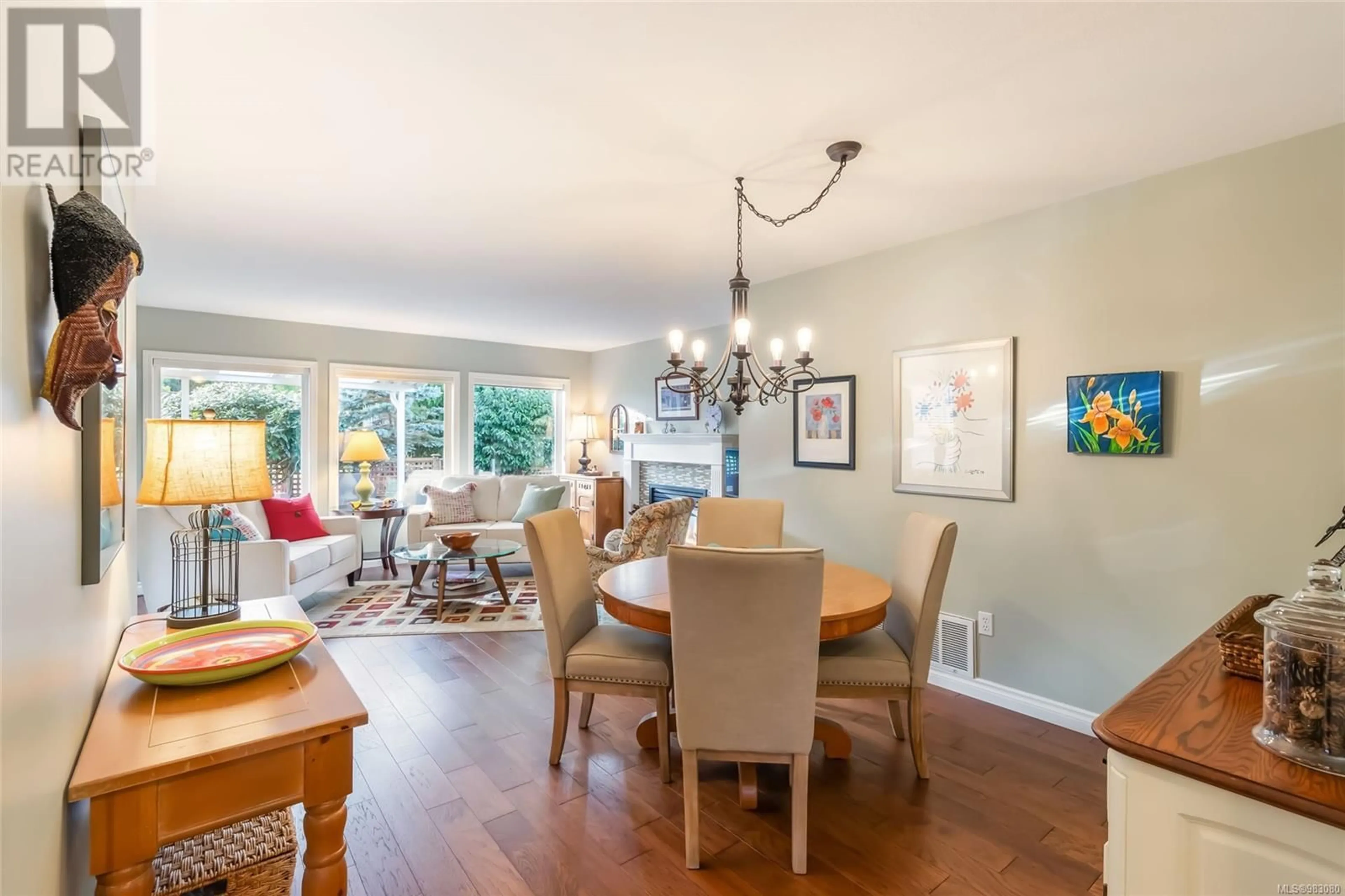 Dining room, wood/laminate floor for 654 Windward Way, Qualicum Beach British Columbia V9K2K4