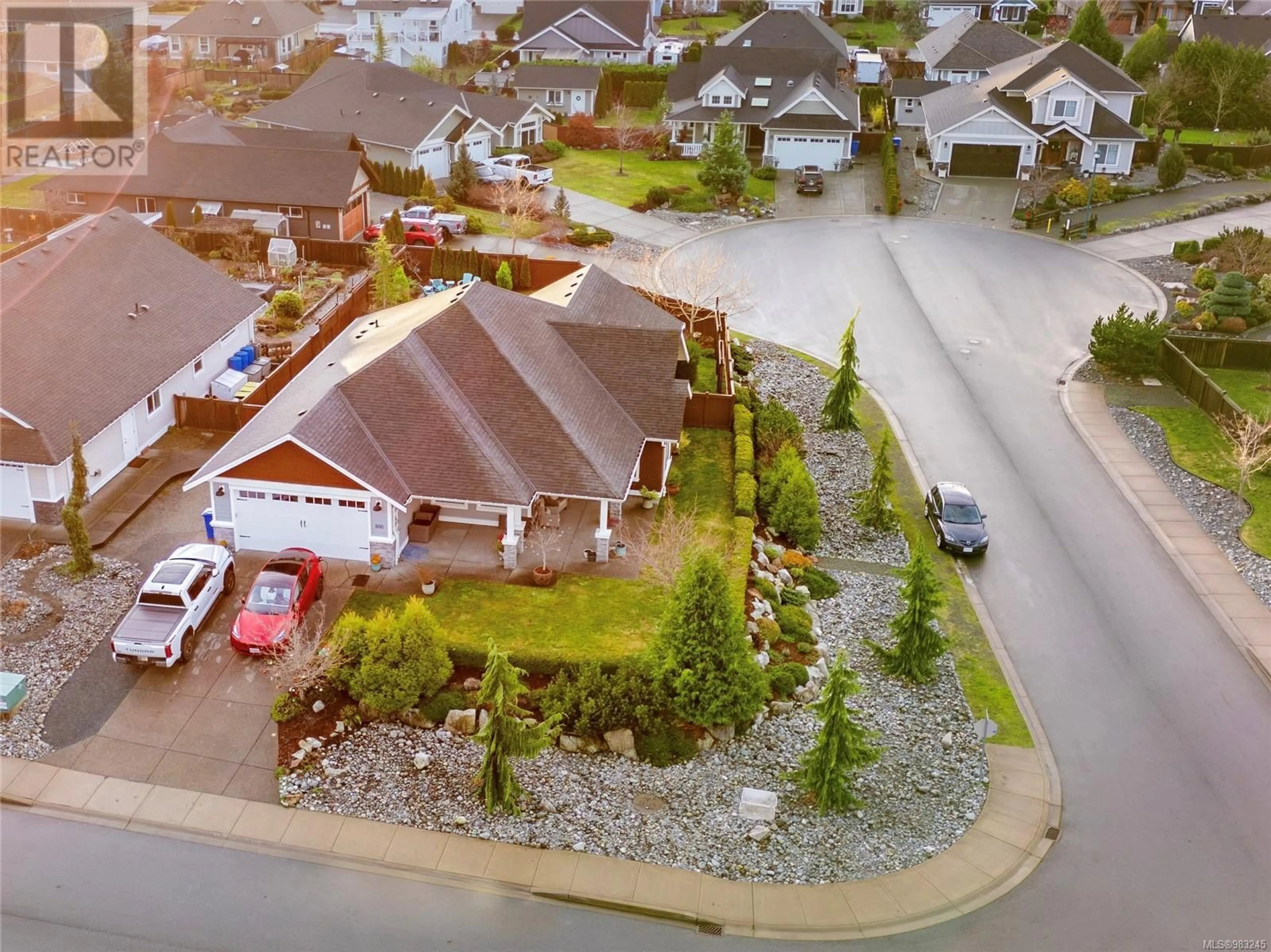 A pic from outside/outdoor area/front of a property/back of a property/a pic from drone, street for 860 Pratt Rd, Mill Bay British Columbia V8H1H6