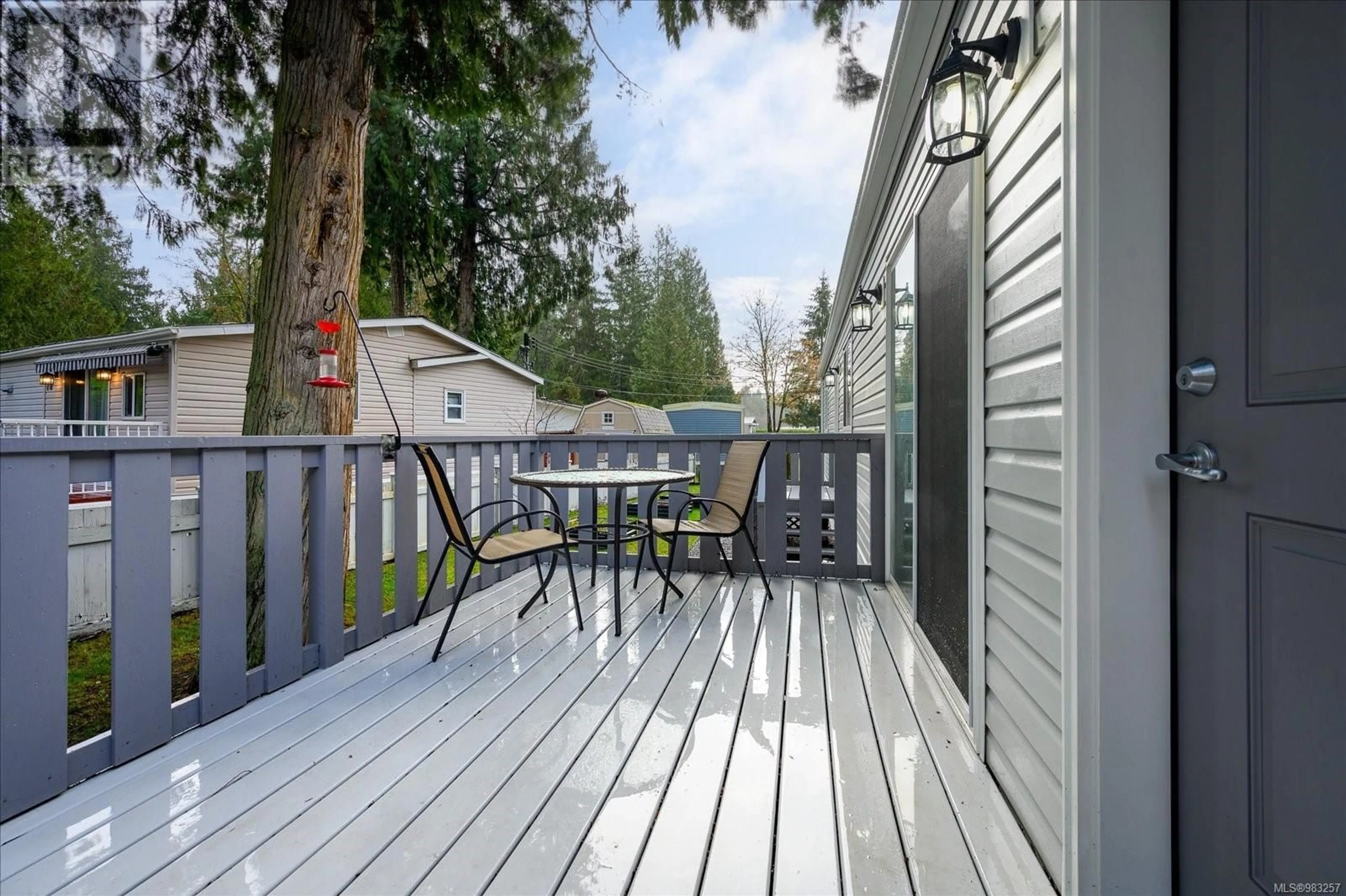 Patio, street for 79 25 Maki Rd, Nanaimo British Columbia V9R6N3