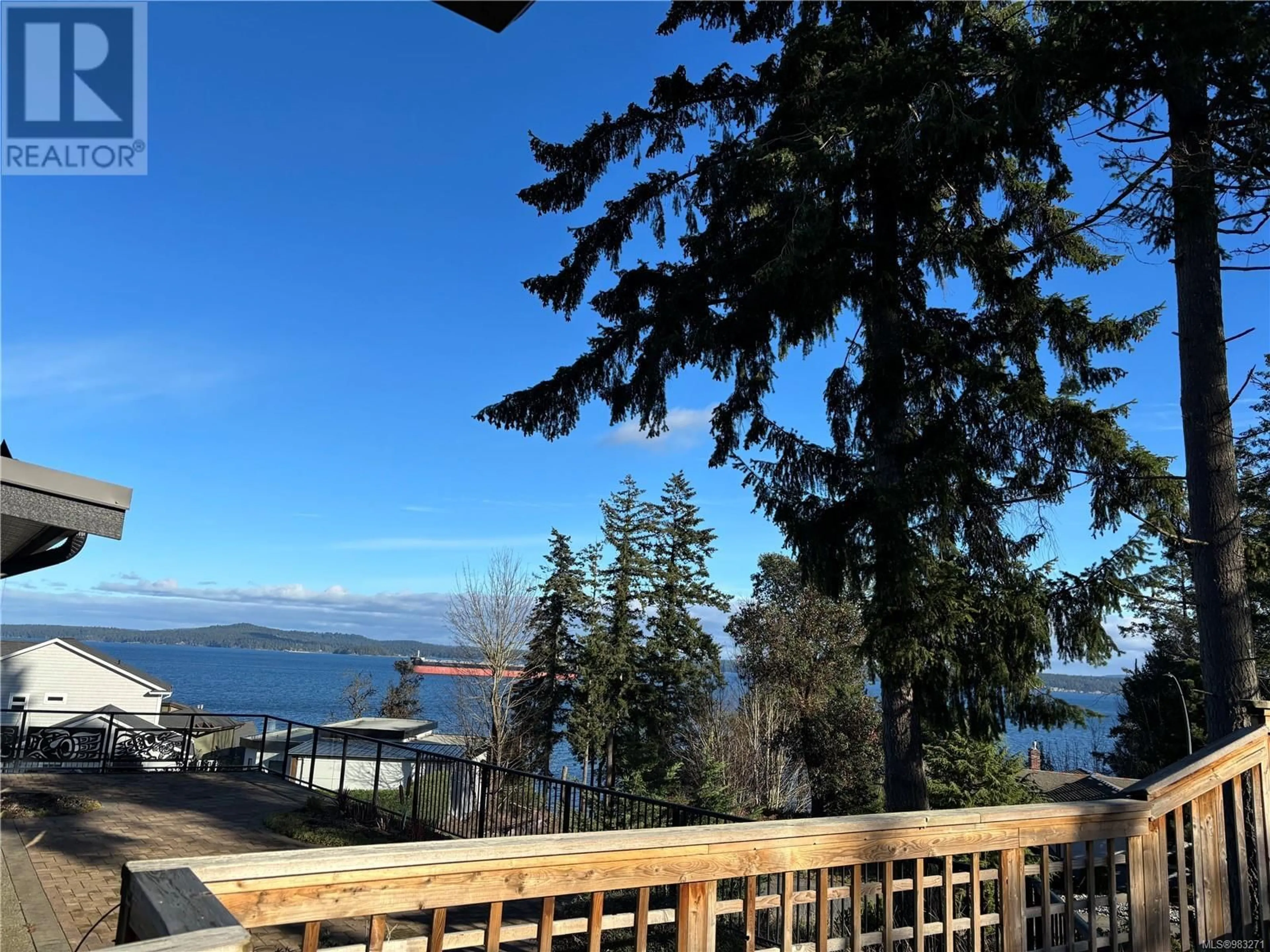 Patio, water/lake/river/ocean view for 10109 Island View Close, Chemainus British Columbia V0R1K2