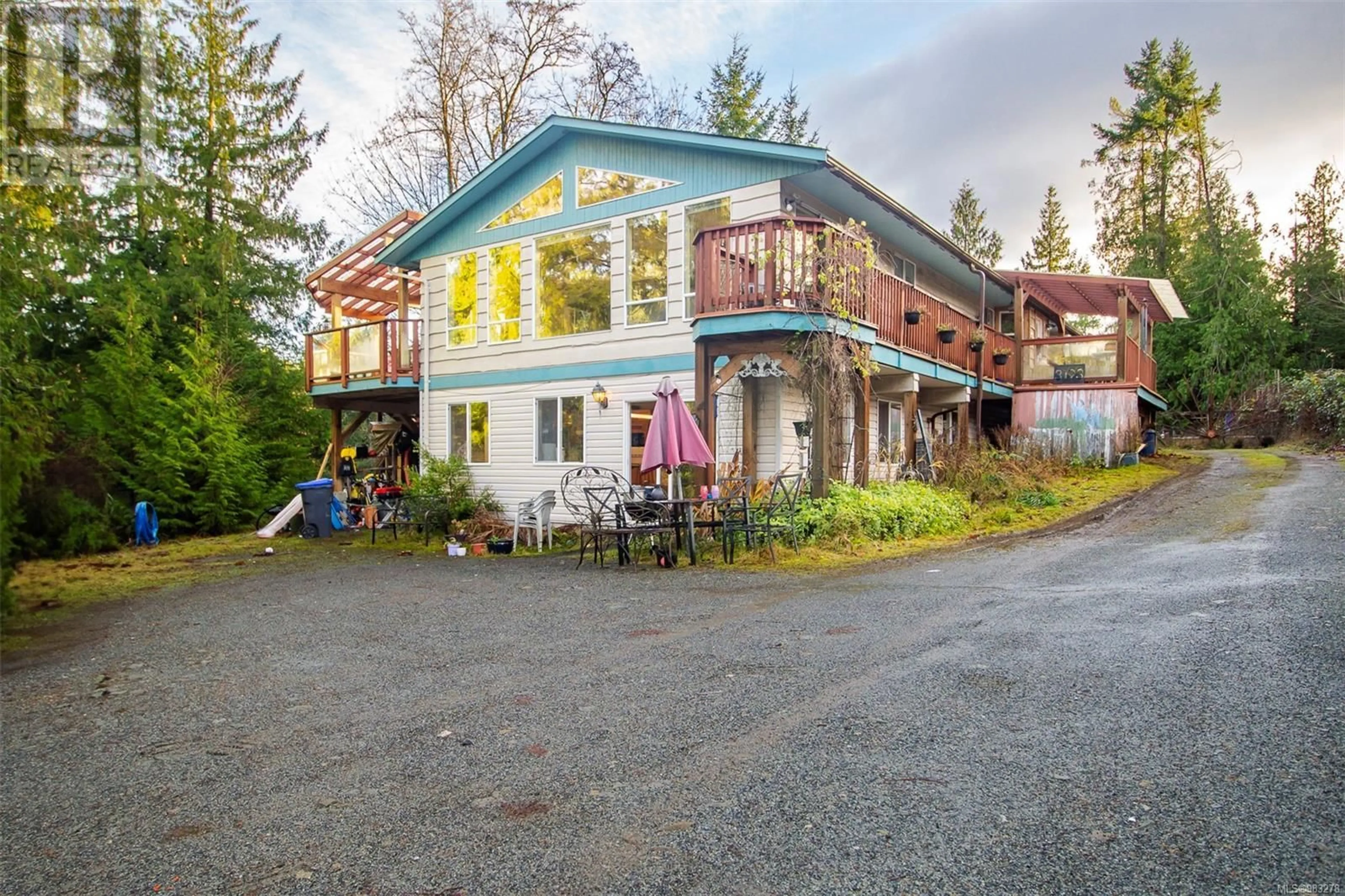 Patio, street for 3193 Farrar Rd, Nanaimo British Columbia V9G1E1