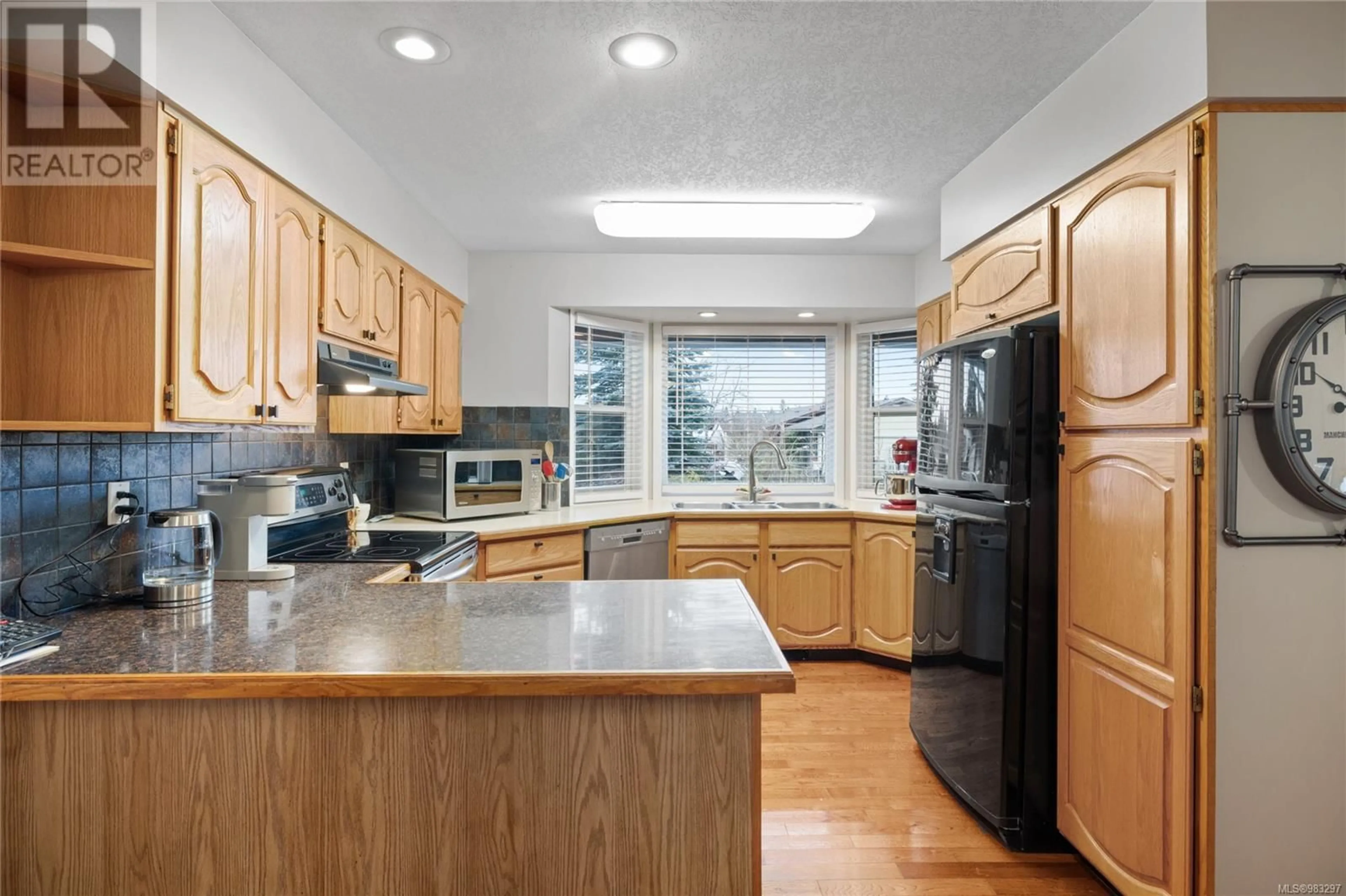 Standard kitchen, unknown for 1310 Lanyon Dr, French Creek British Columbia V9P1W6