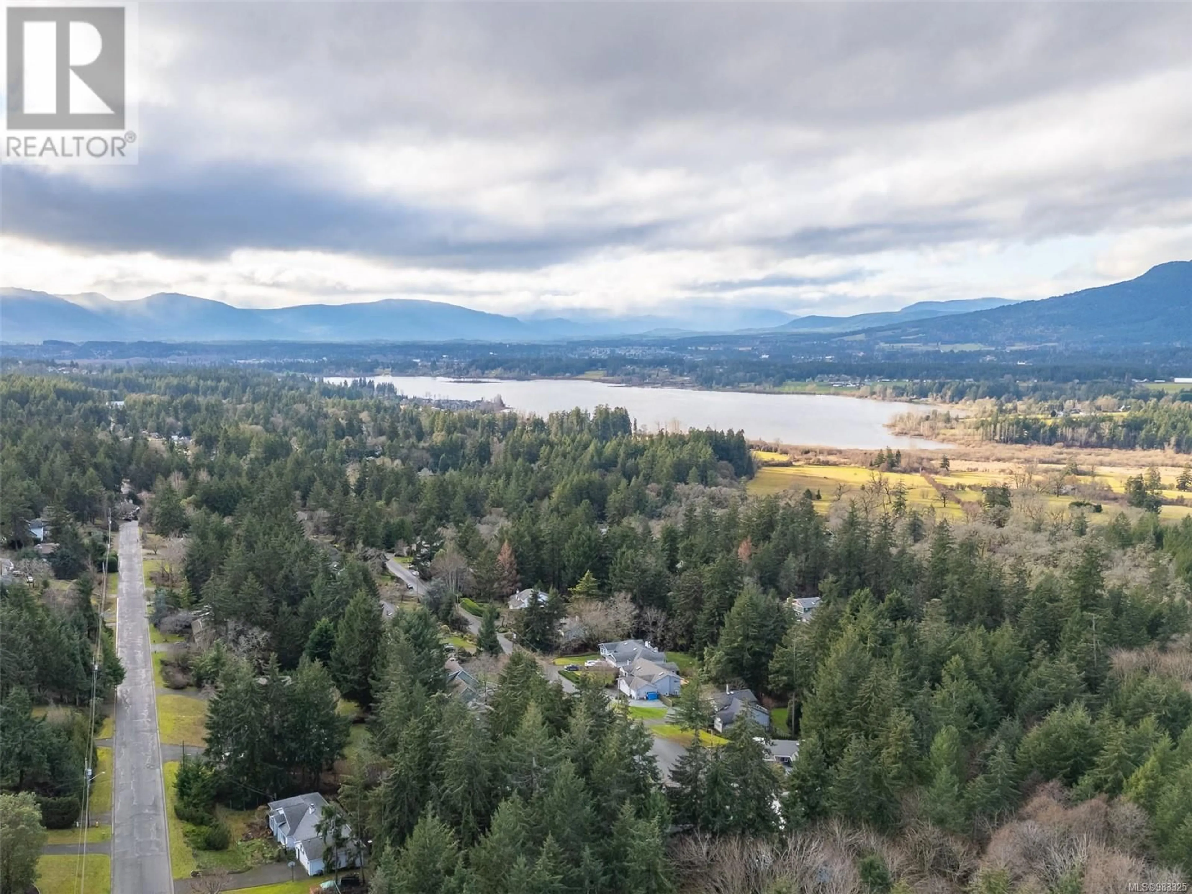 A pic from outside/outdoor area/front of a property/back of a property/a pic from drone, water/lake/river/ocean view for 1158 Kathleen Dr, Duncan British Columbia V9L5S4