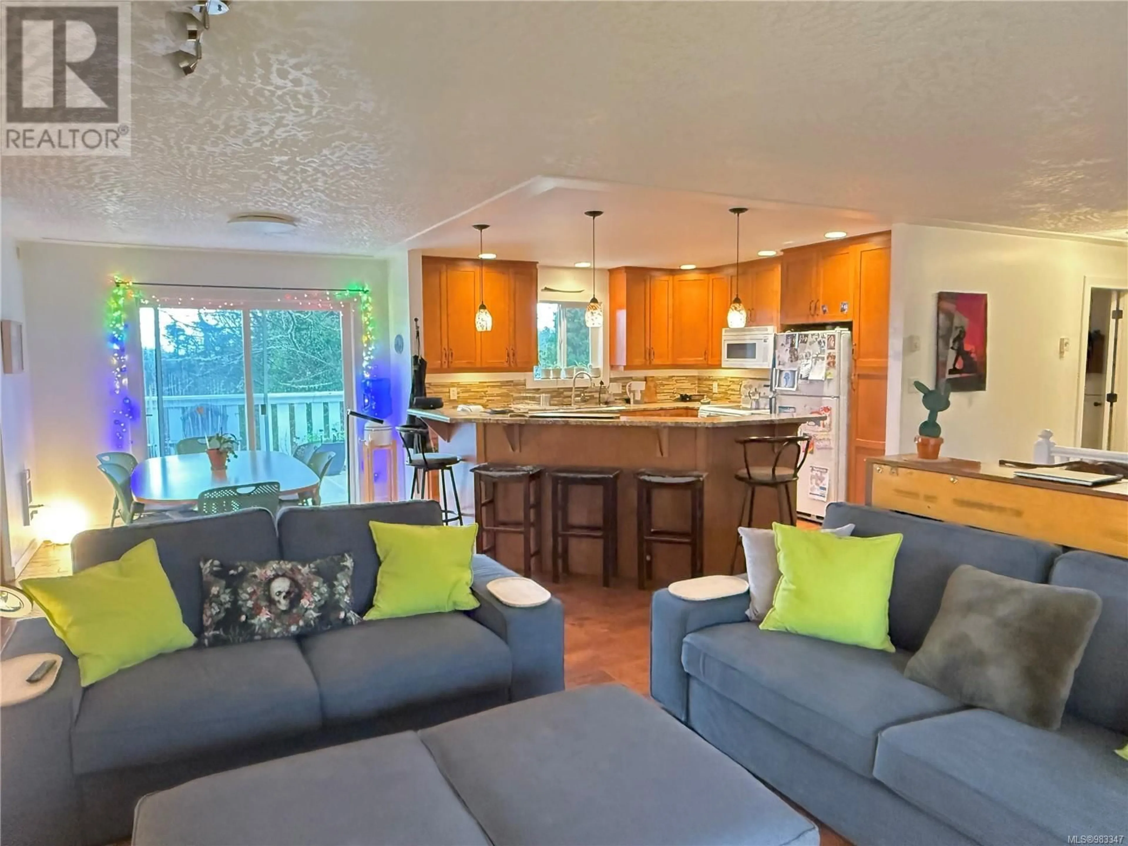 Open concept kitchen, unknown for 6921 Larkspur Rd, Sooke British Columbia V9Z0M8