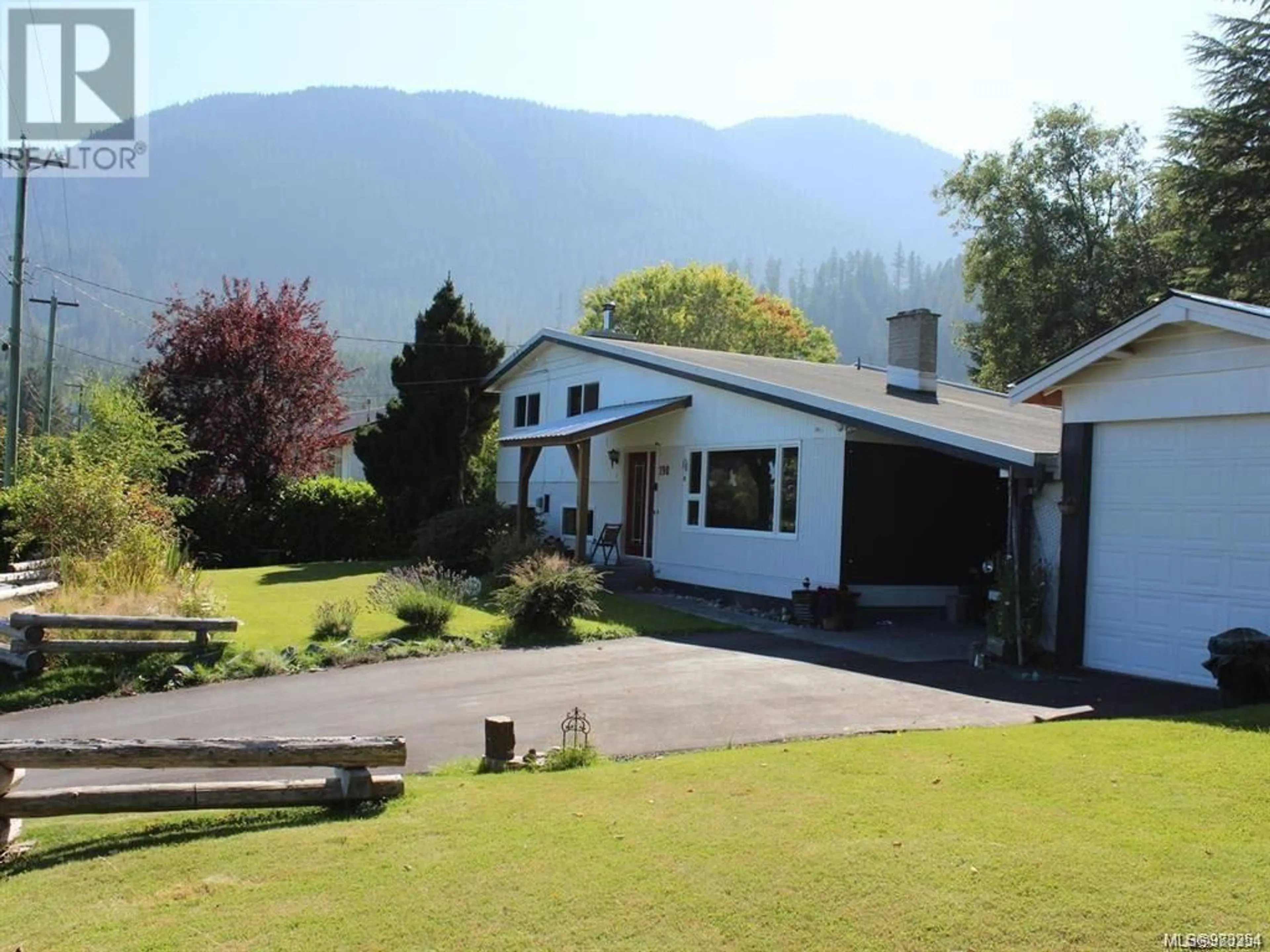 A pic from outside/outdoor area/front of a property/back of a property/a pic from drone, mountain view for 190 Kelsey Way, Sayward British Columbia V0P1R0