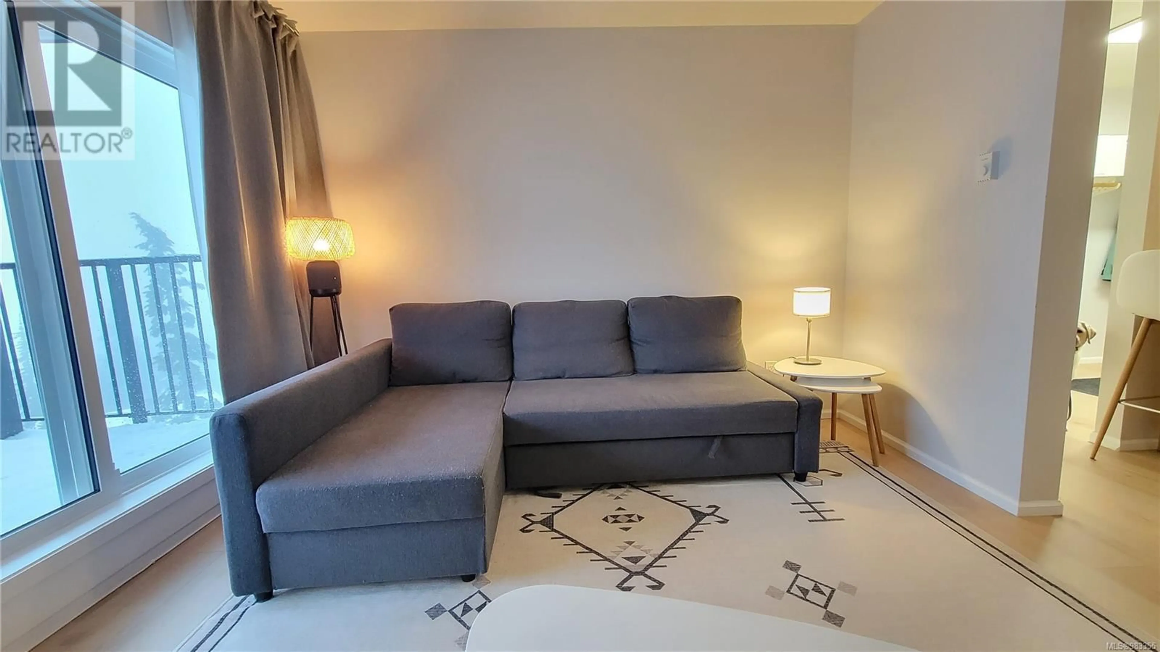 Living room with furniture, carpet floor for 303 695 Castle Crag Cres, Courtenay British Columbia V9J1L0