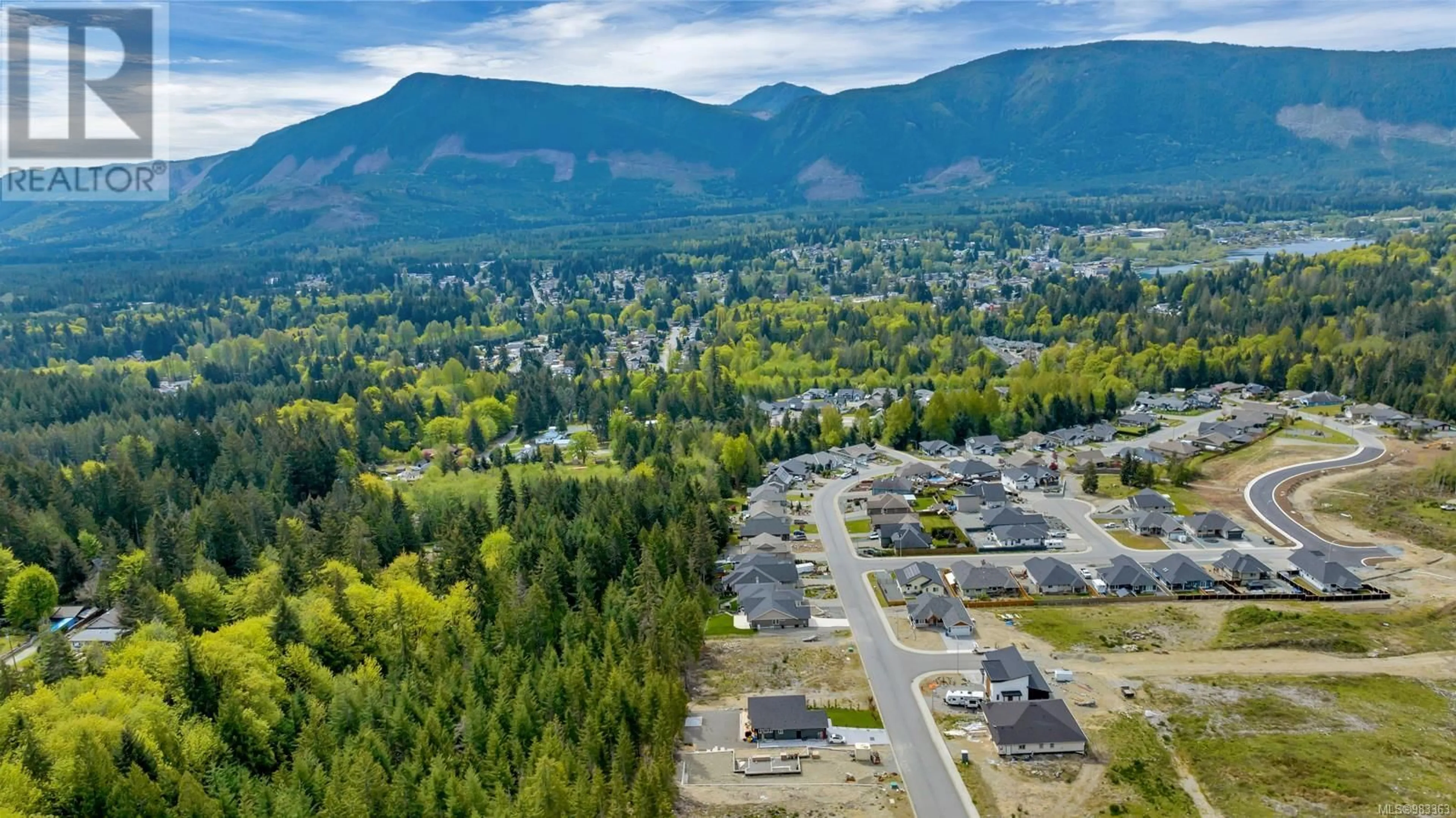 A pic from outside/outdoor area/front of a property/back of a property/a pic from drone, mountain view for 549 Mountain View Dr, Lake Cowichan British Columbia V0R2G0