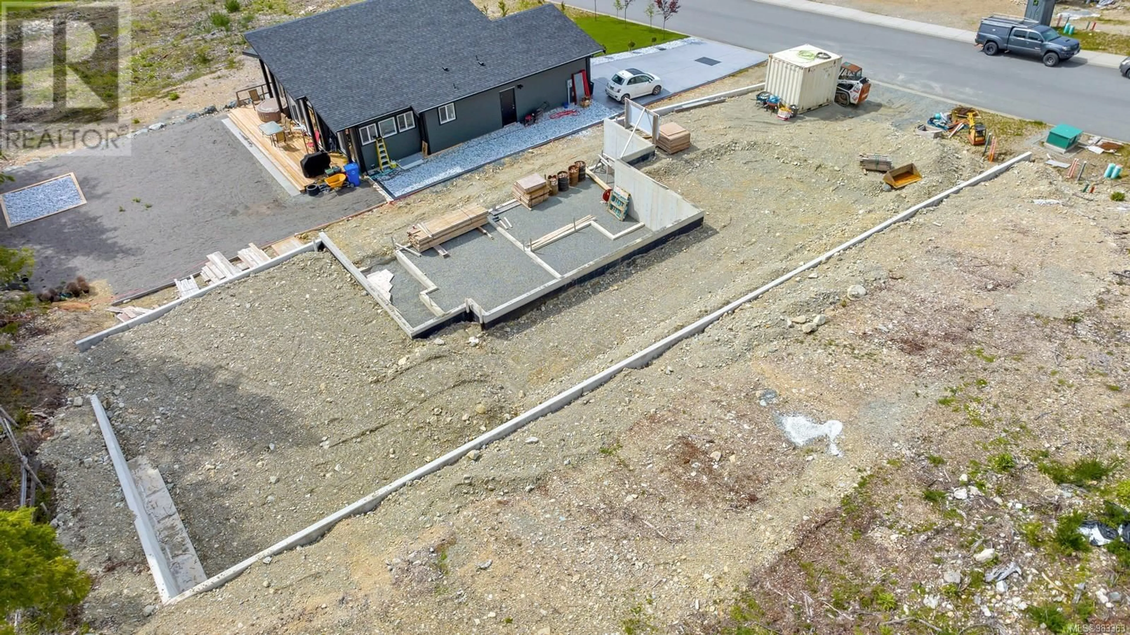 A pic from outside/outdoor area/front of a property/back of a property/a pic from drone, building for 549 Mountain View Dr, Lake Cowichan British Columbia V0R2G0