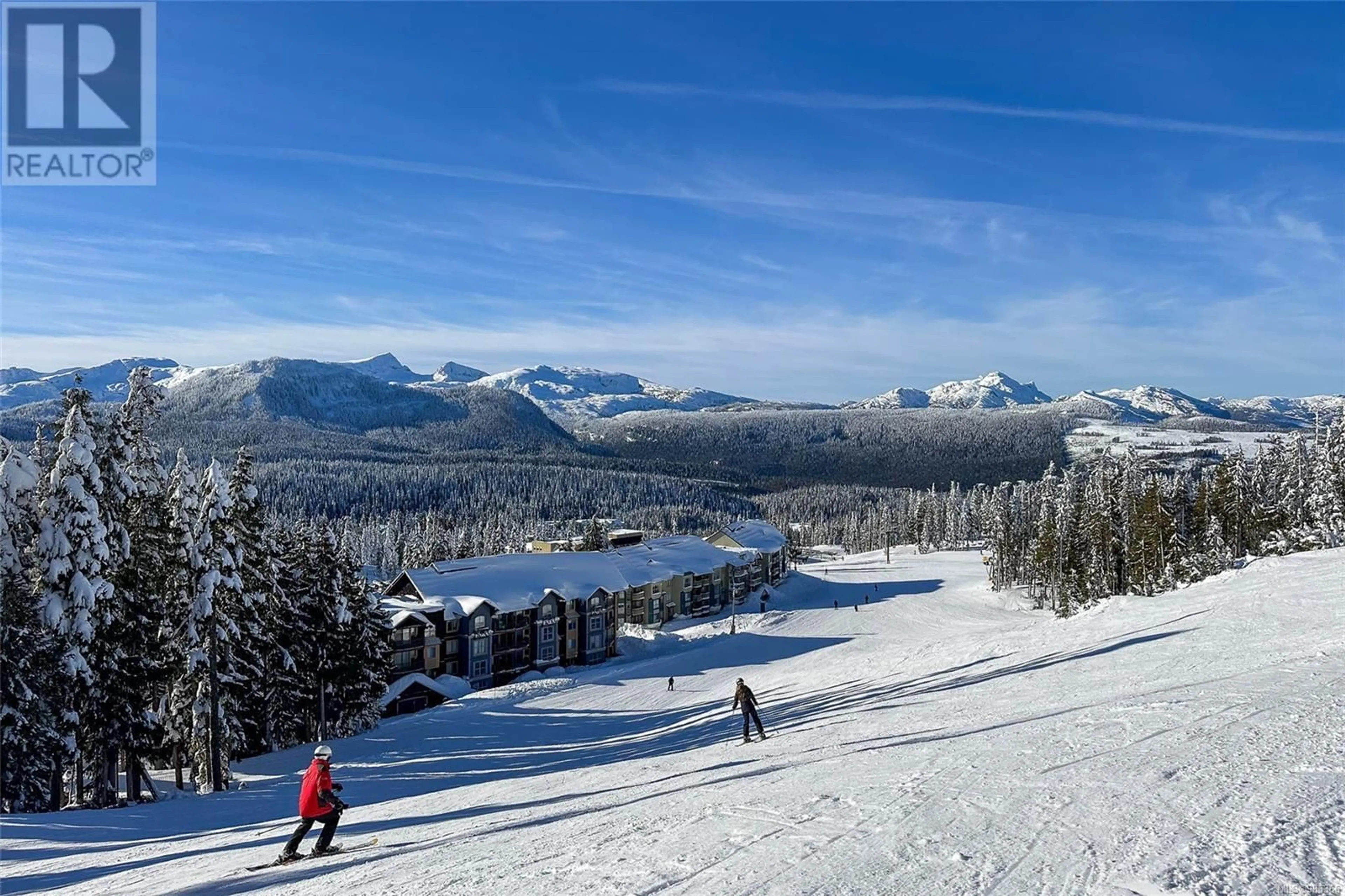 A pic from outside/outdoor area/front of a property/back of a property/a pic from drone, mountain view for 208 - 1280 ALPINE ROAD, Courtenay British Columbia V9J1L0