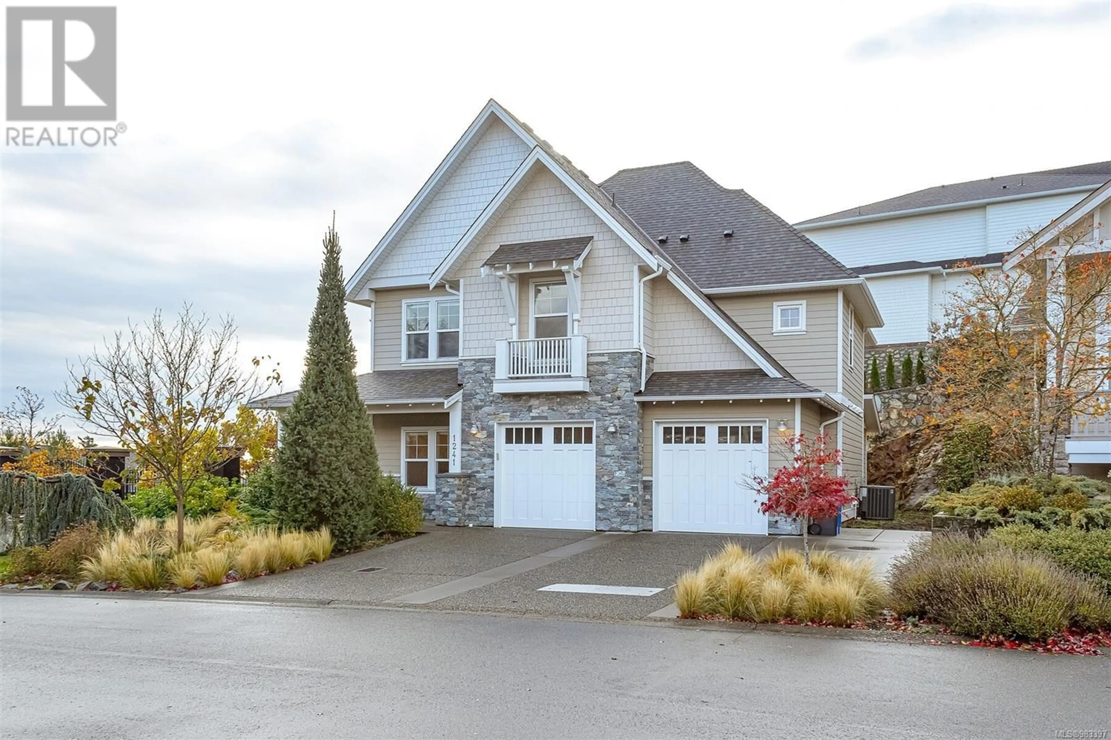 Home with vinyl exterior material, street for 1241 Rockhampton Close, Langford British Columbia V9B6X4