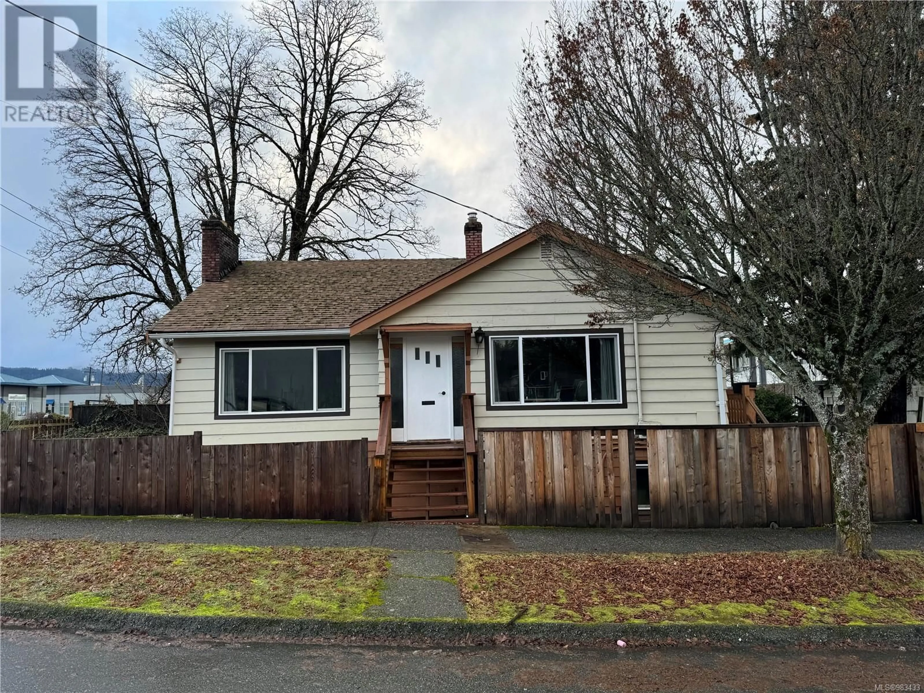 Home with vinyl exterior material, street for 4101 Redford St, Port Alberni British Columbia V9Y3R6