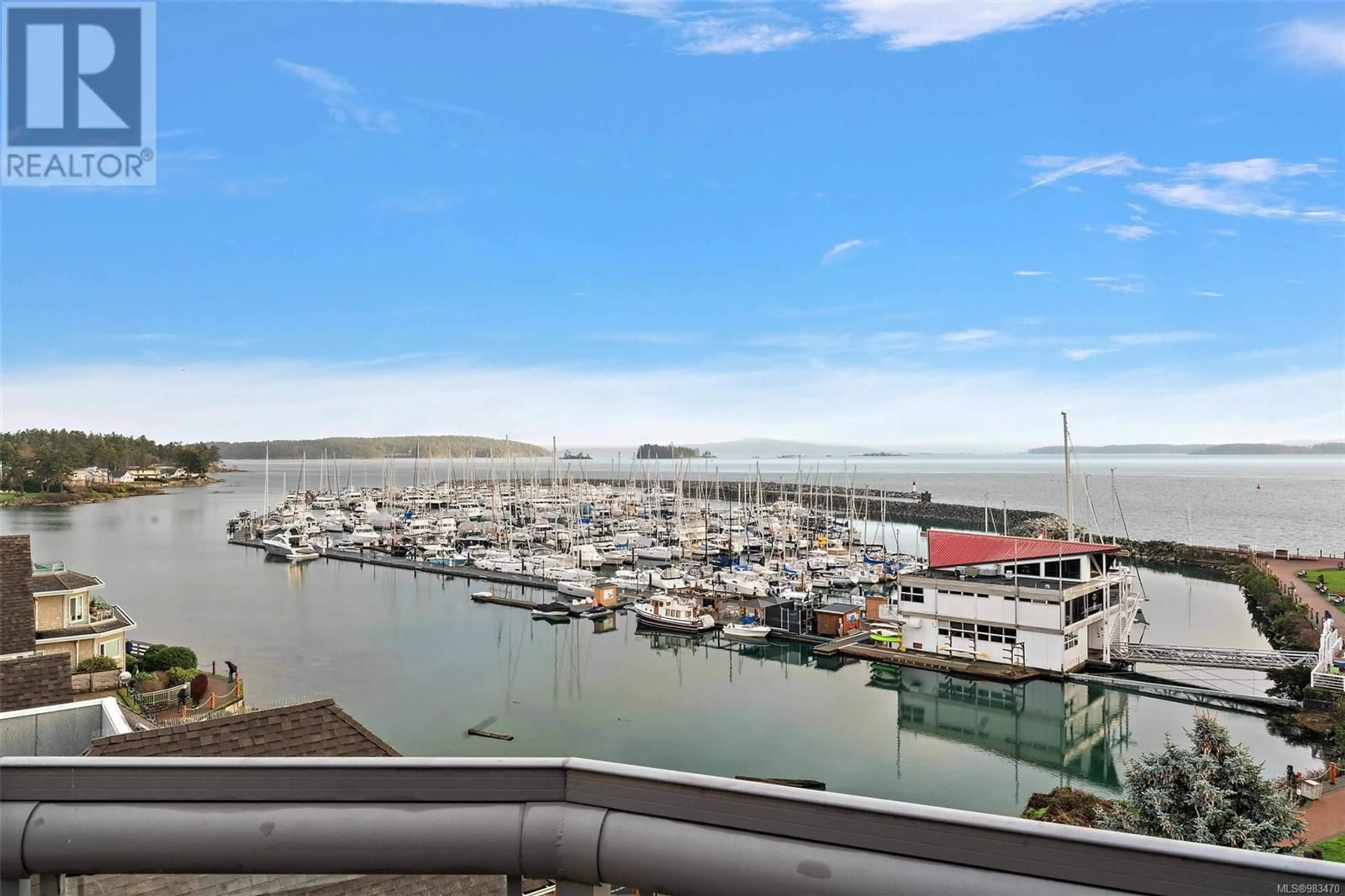 Patio, water/lake/river/ocean view for 5B 9851 Second St, Sidney British Columbia V8L3C7