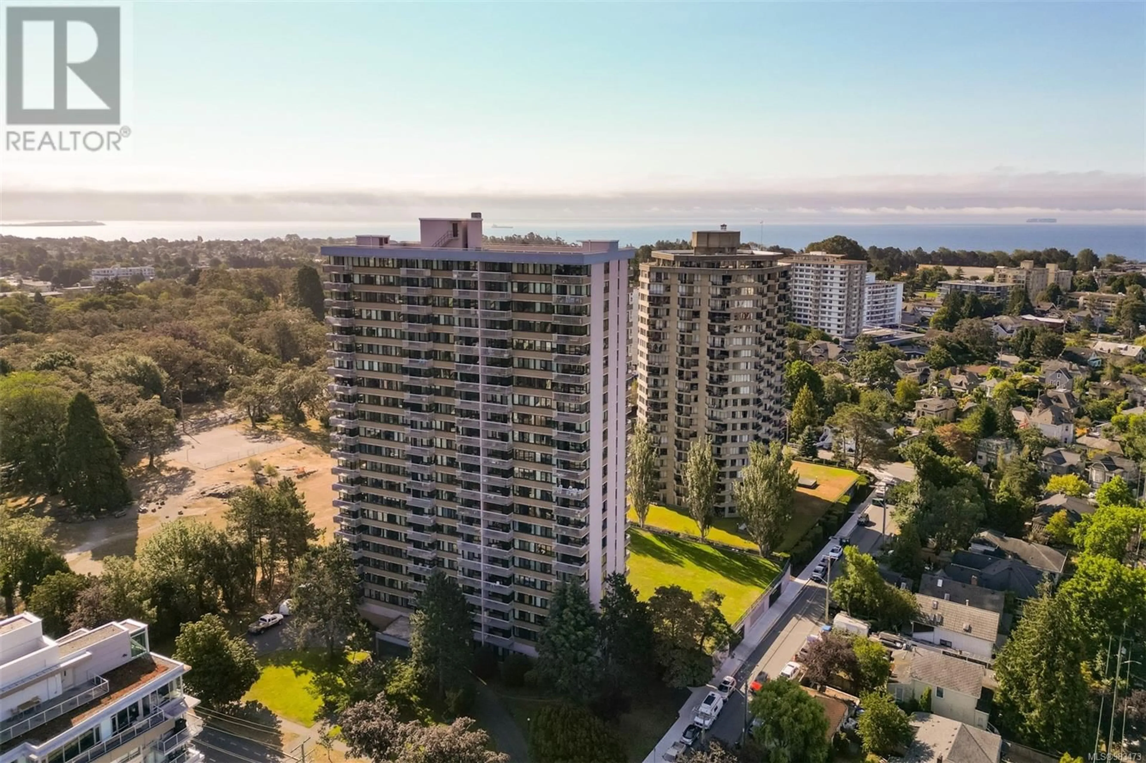 A pic from outside/outdoor area/front of a property/back of a property/a pic from drone, city buildings view from balcony for 2106 647 Michigan St, Victoria British Columbia V8V1S9