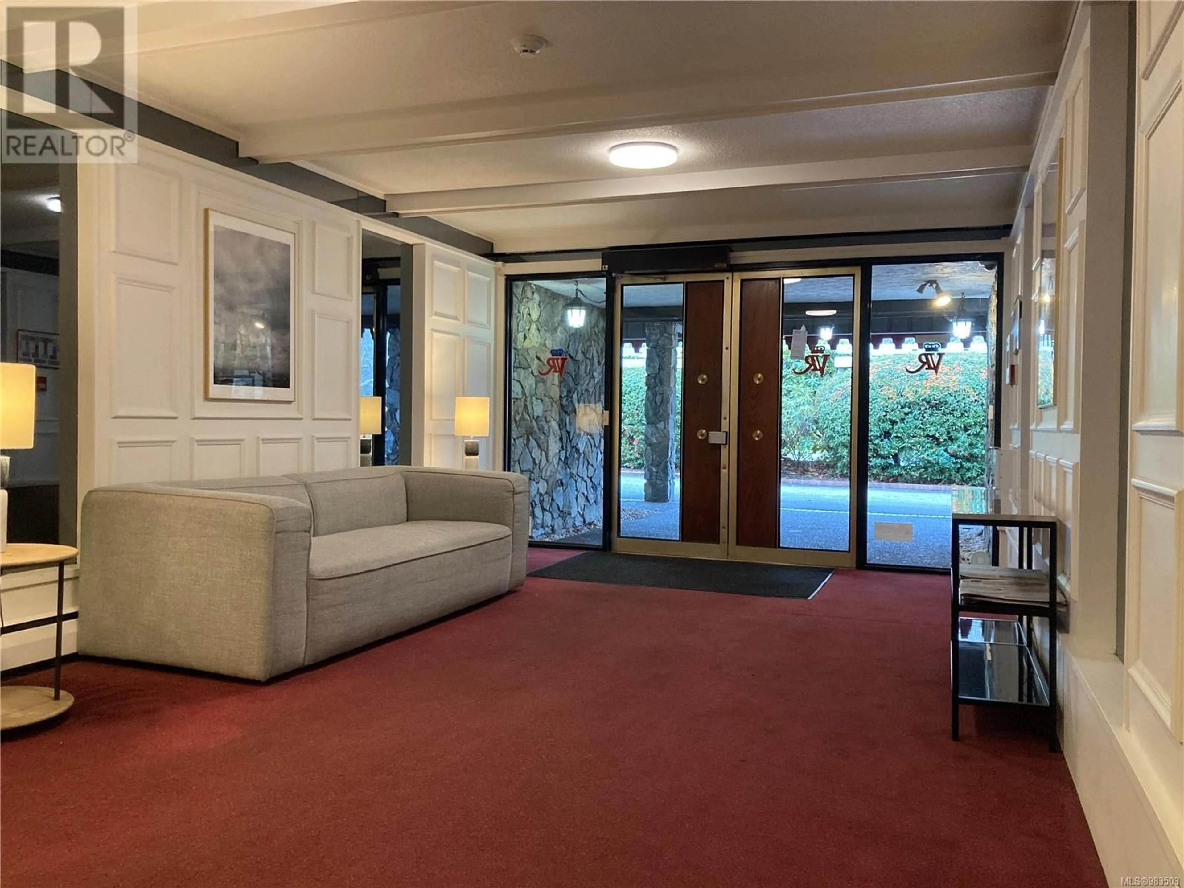 Lobby for 221 964 Heywood Ave, Victoria British Columbia V8V2Y5