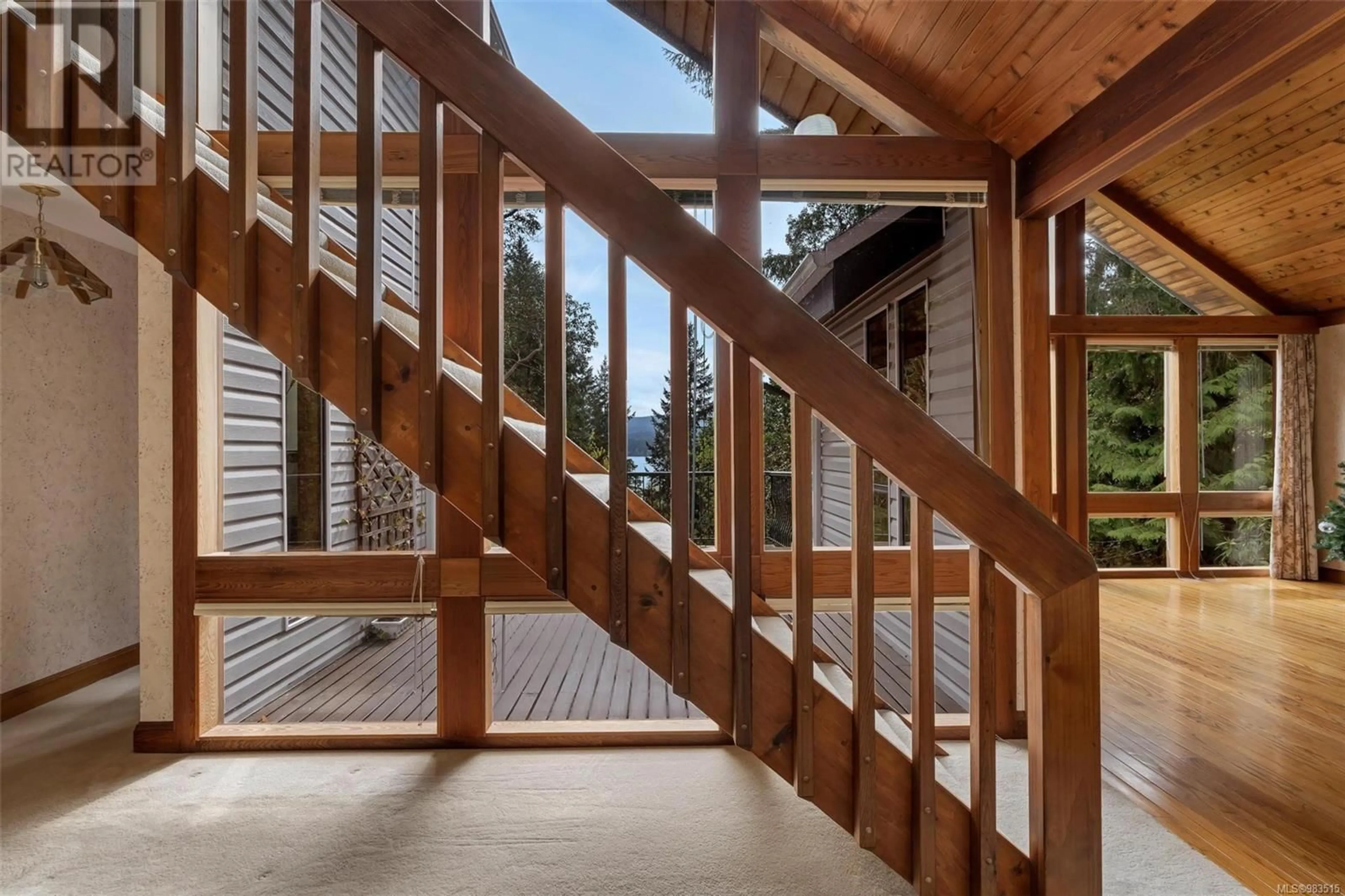 Stairs for 1818 Wooden Rd, Shawnigan Lake British Columbia V0R2W1