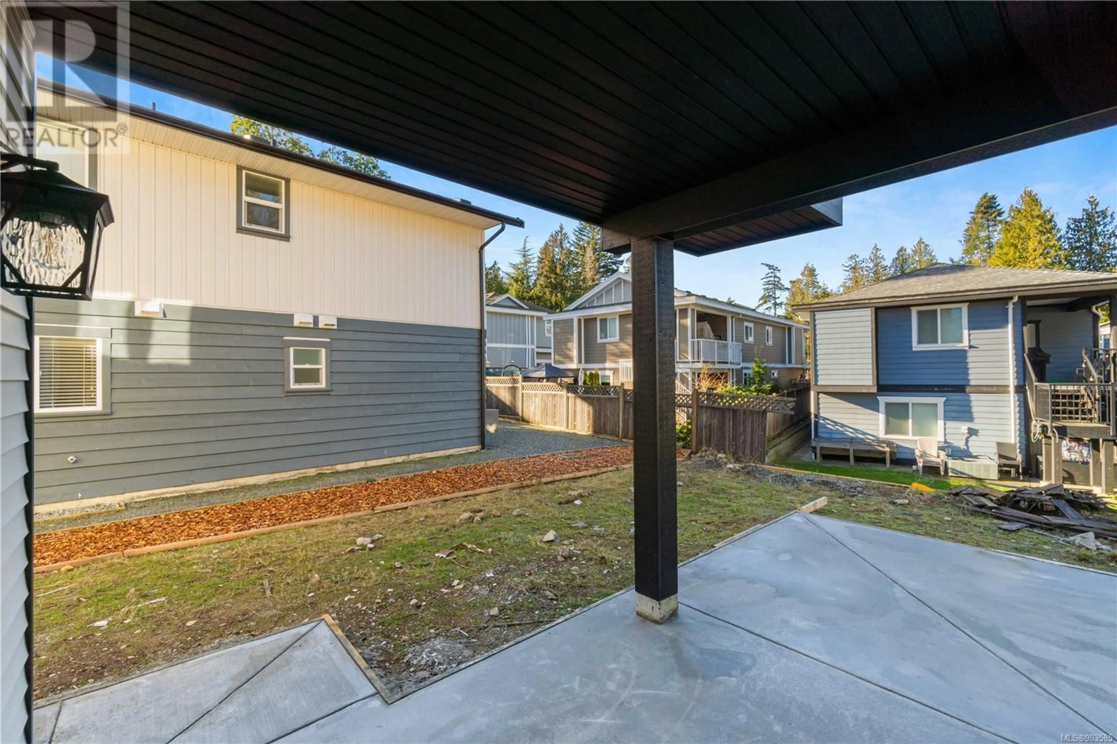 Patio, street for 5113 WILLIAMSON ROAD, Nanaimo British Columbia V9T5B5
