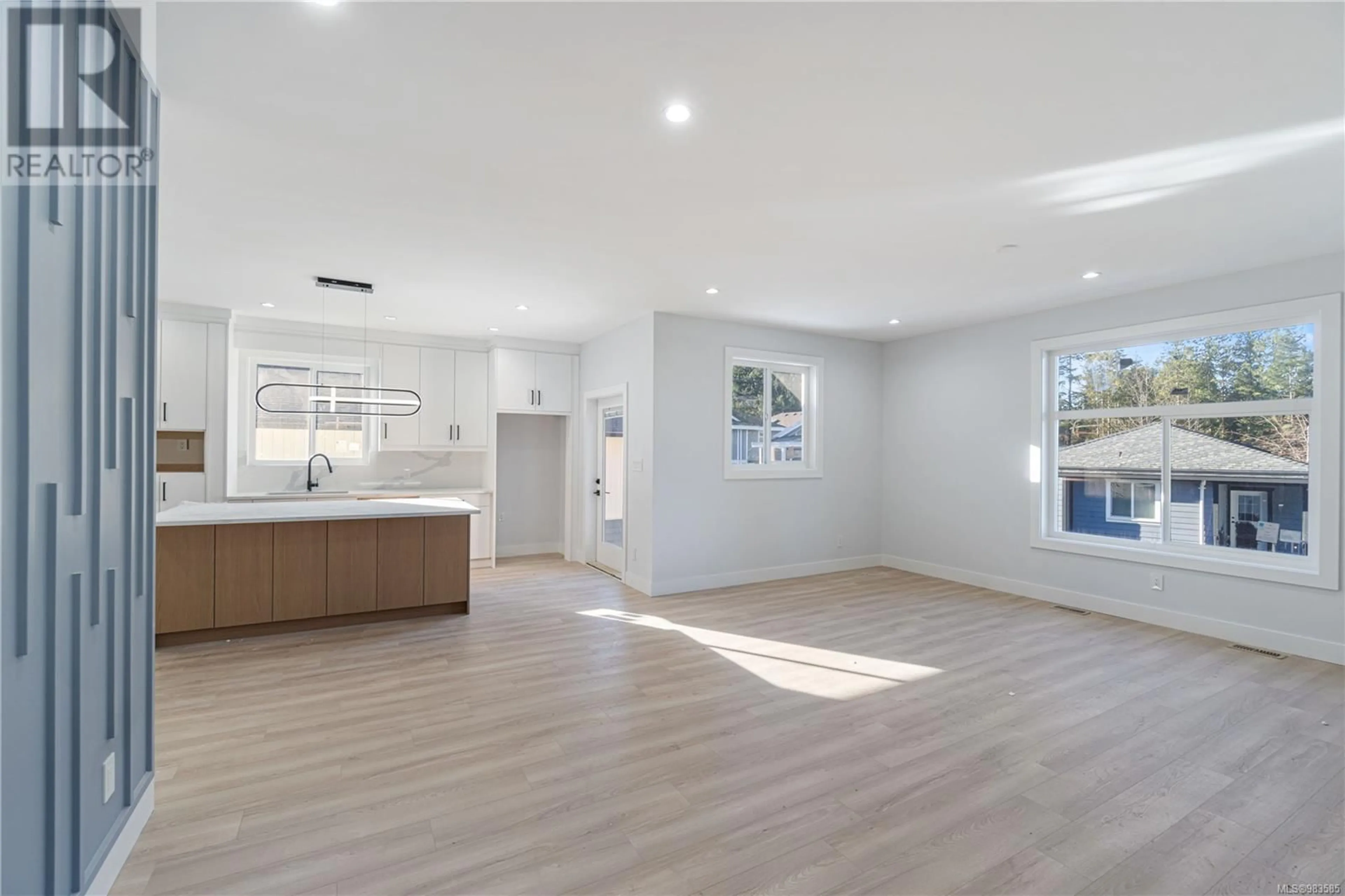 Open concept kitchen, unknown for 5113 WILLIAMSON ROAD, Nanaimo British Columbia V9T5B5