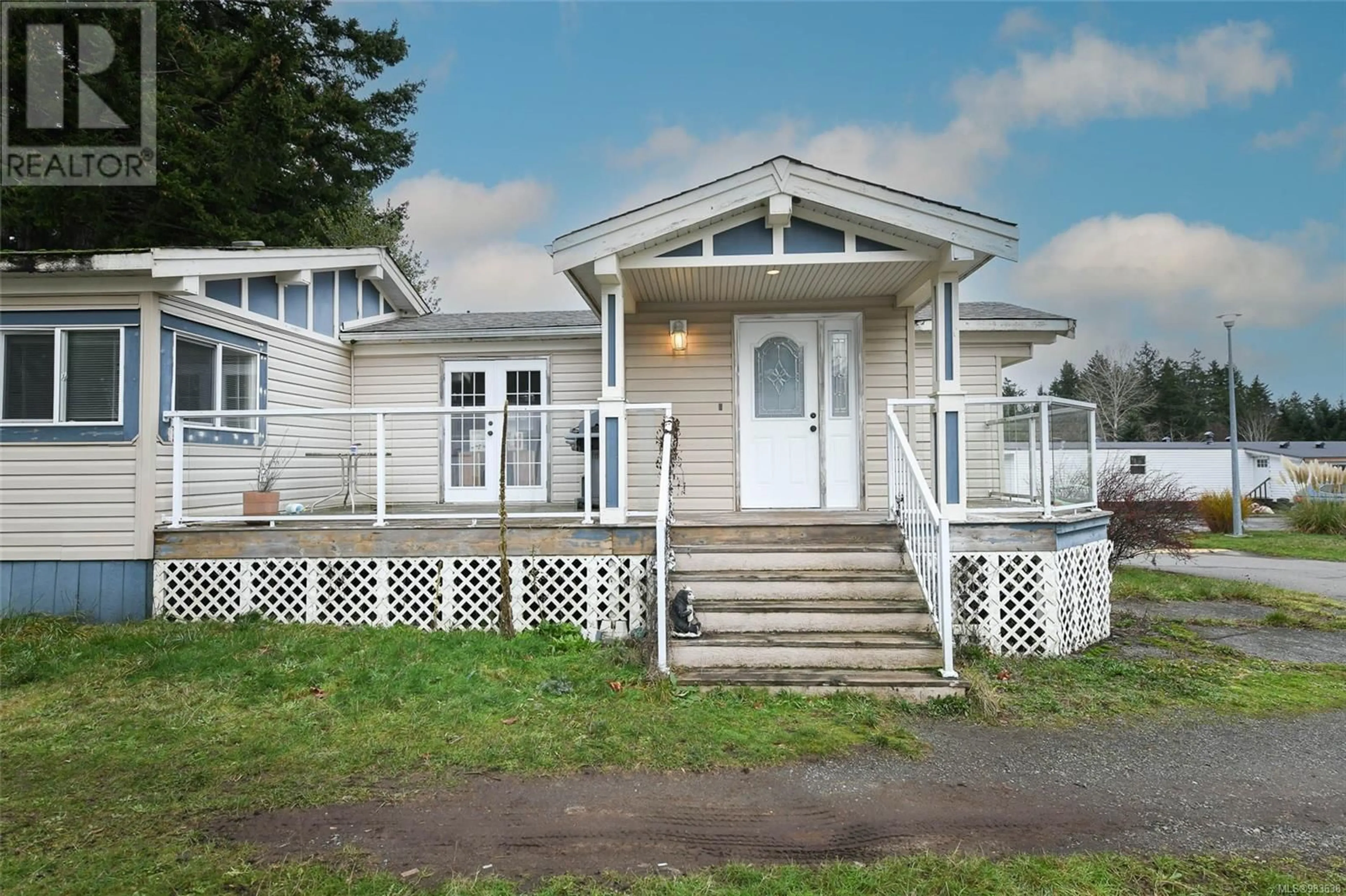 Home with vinyl exterior material, street for 18 1901 Ryan Rd E, Comox British Columbia V9M4E1