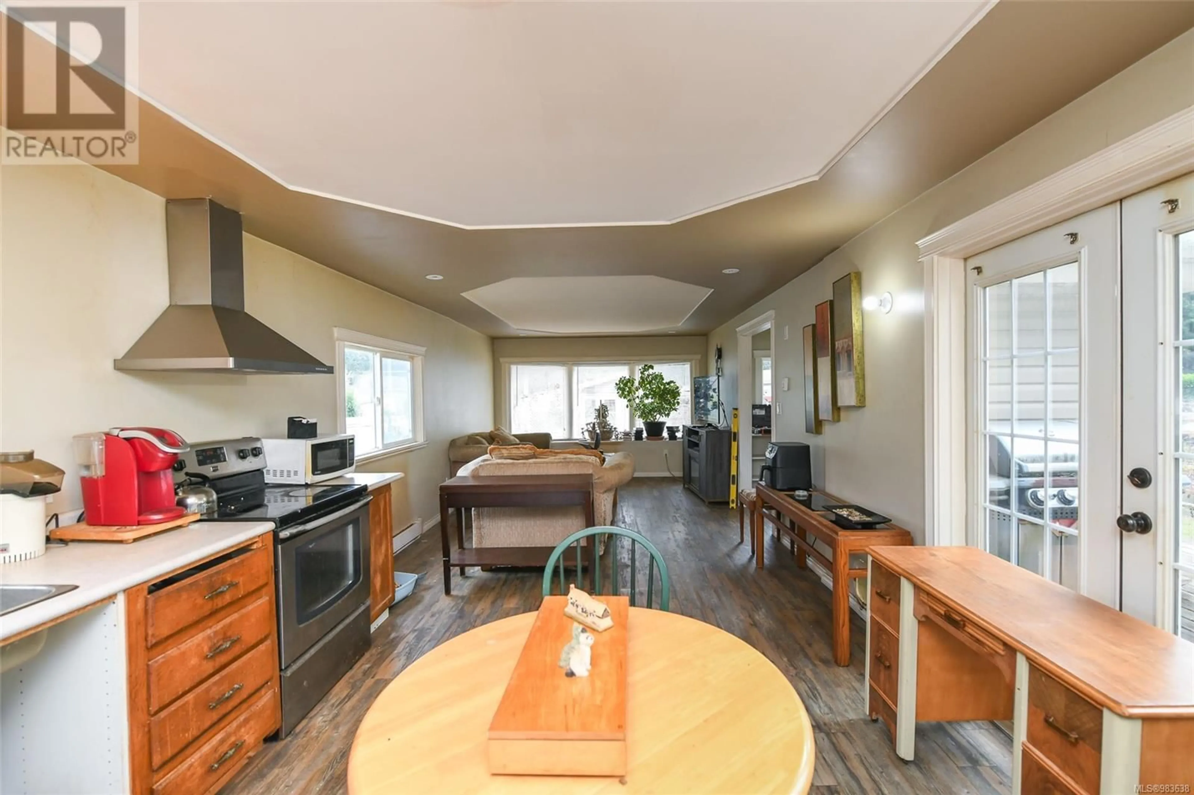 Open concept kitchen, unknown for 18 1901 Ryan Rd E, Comox British Columbia V9M4E1