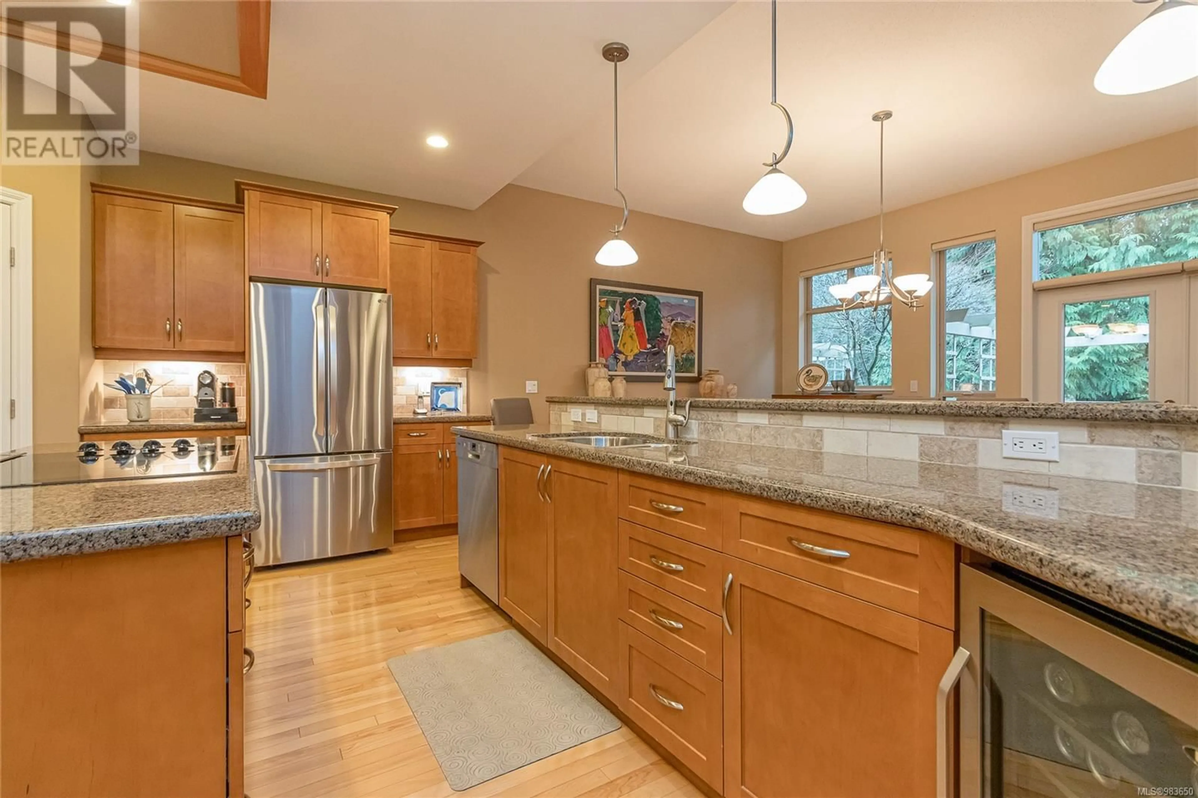 Open concept kitchen, unknown for 1256 Roberton Blvd, Parksville British Columbia V9P2P8