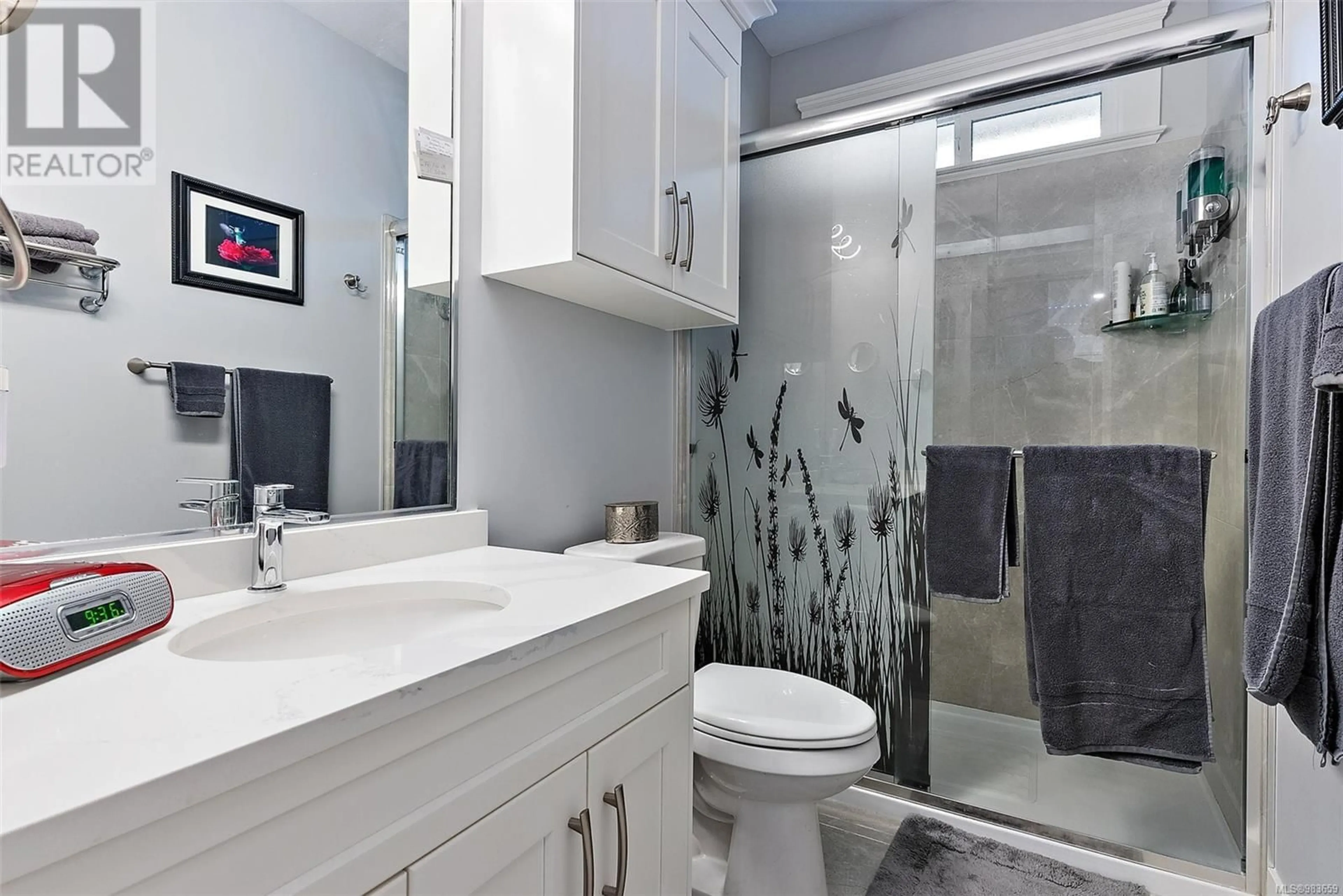 Standard bathroom, ceramic/tile floor for 3011 Catalina Way, Chemainus British Columbia V0R1K2