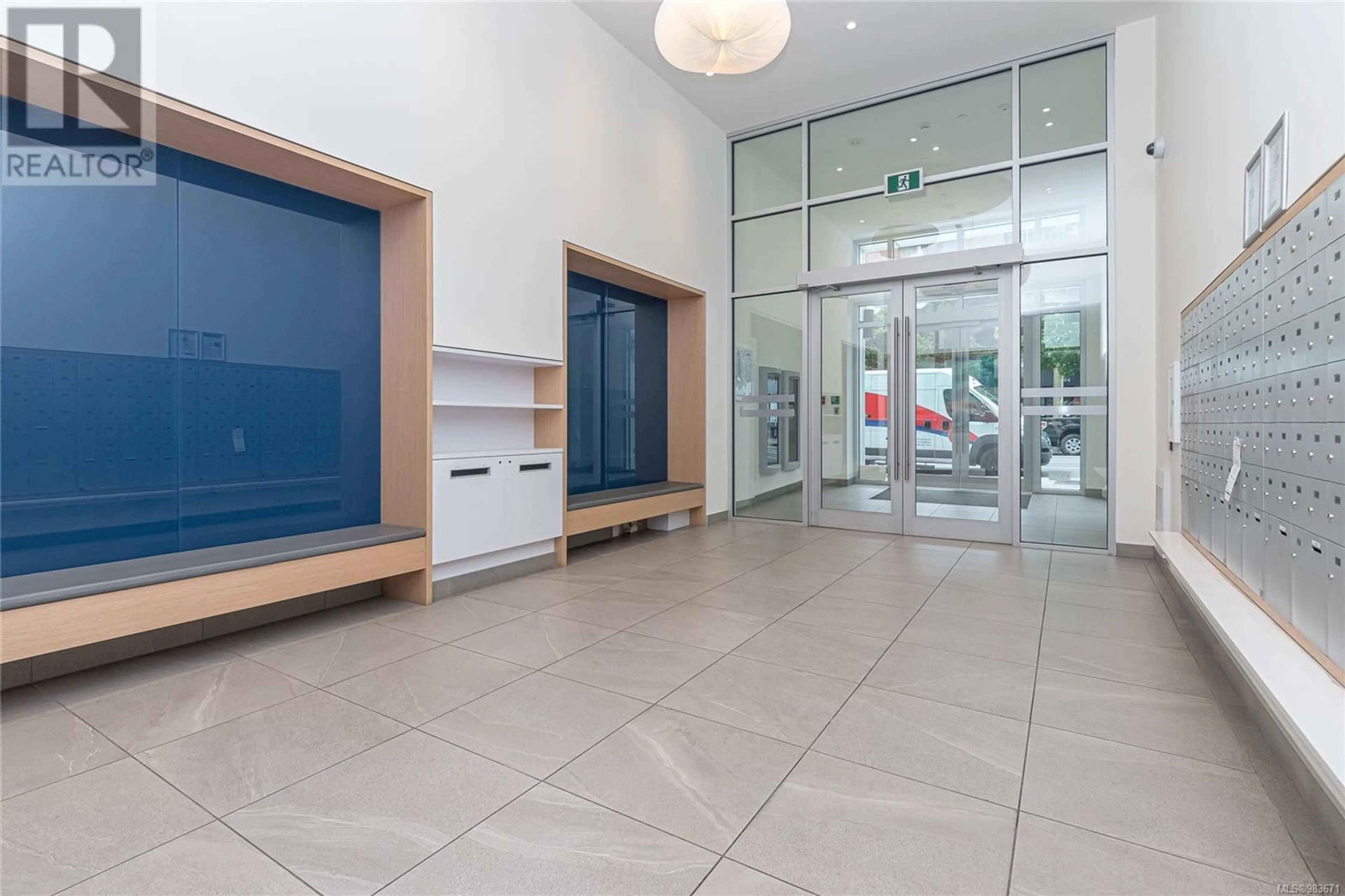 Indoor foyer for 303 845 Johnson St, Victoria British Columbia V8W0G3