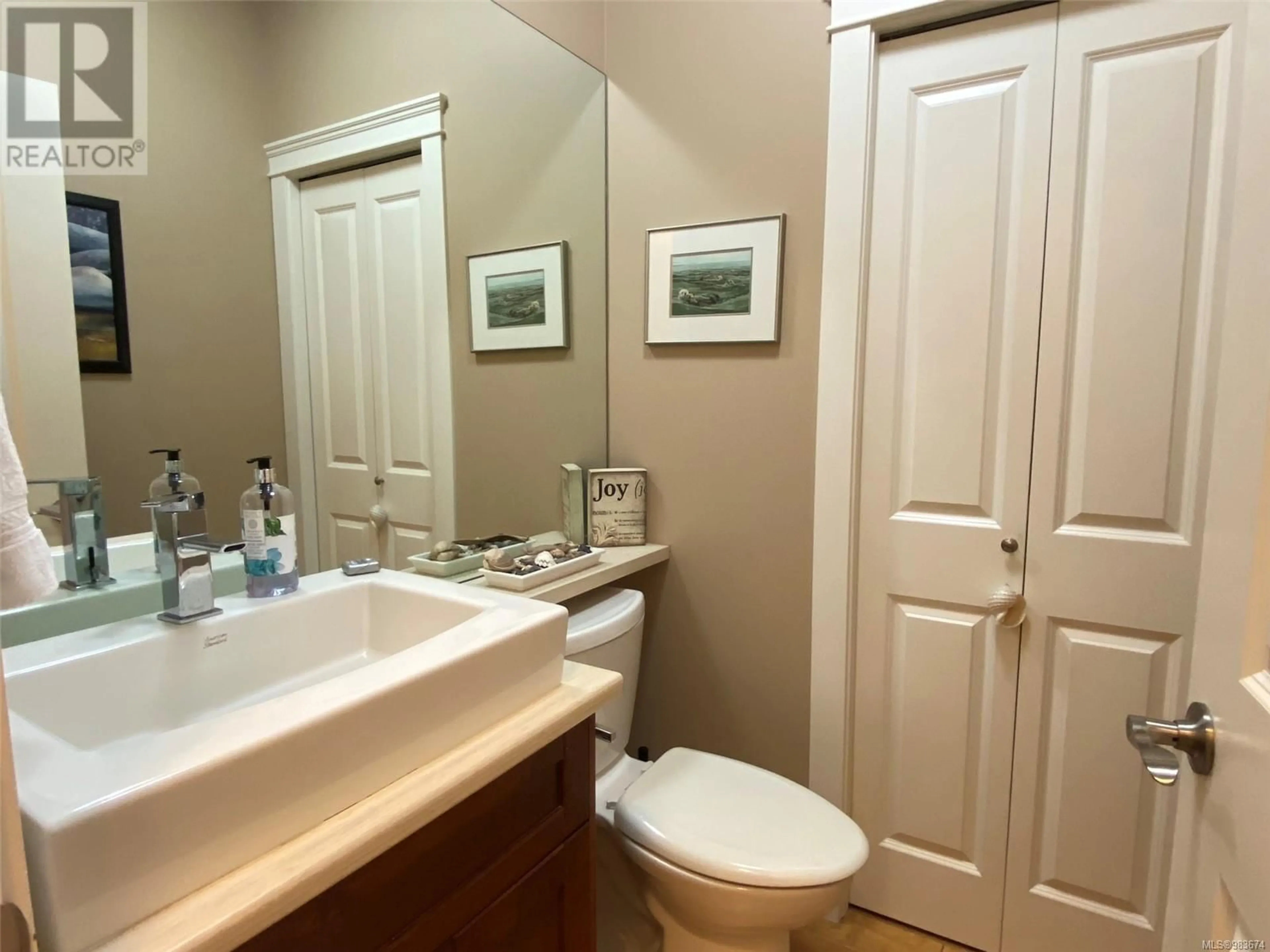 Standard bathroom, unknown for 52 2112 Cumberland Rd, Courtenay British Columbia V9N2E9