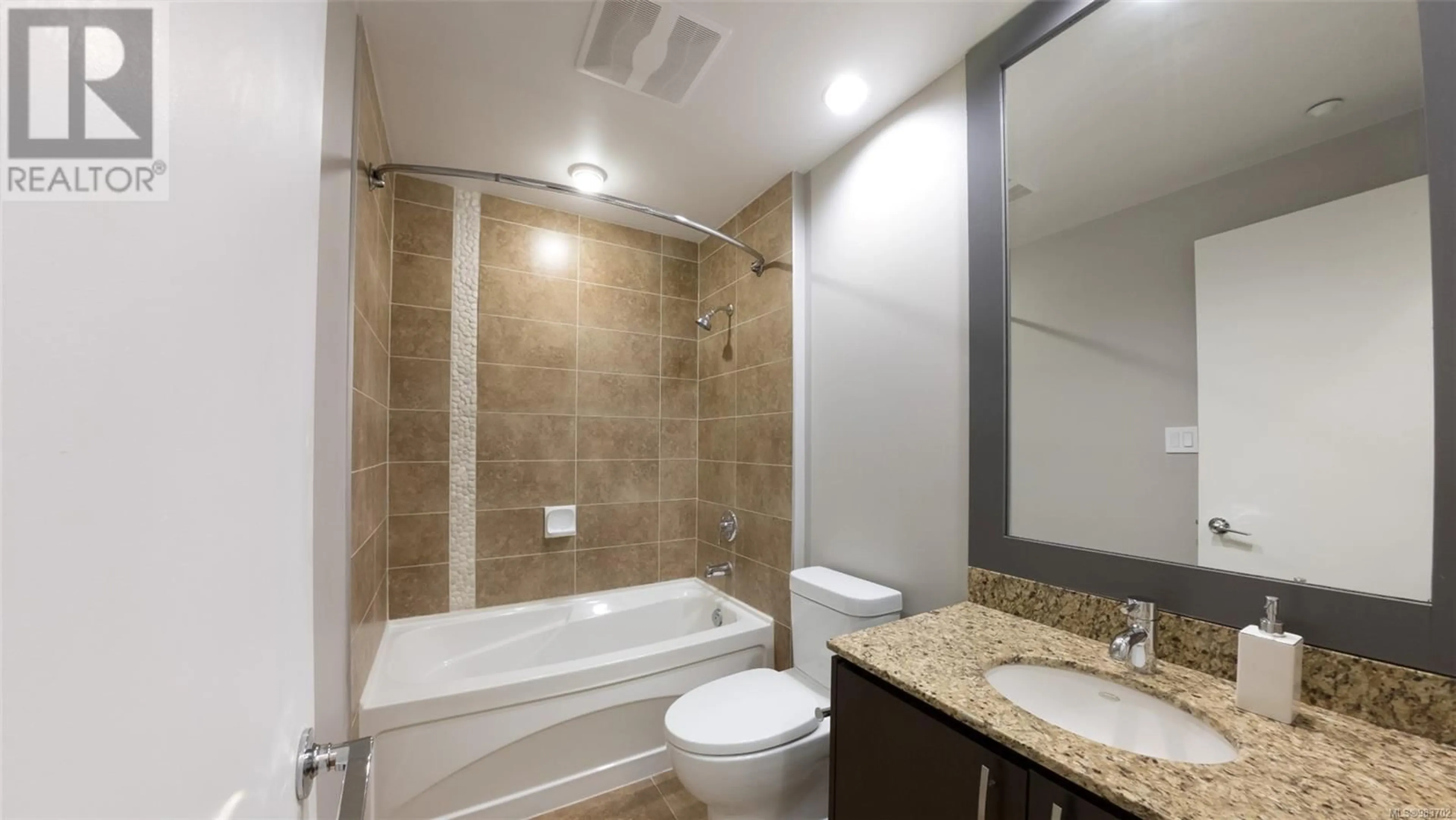 Standard bathroom, ceramic/tile floor for 117 1395 Bear Mountain Pkwy, Langford British Columbia V9B0E1