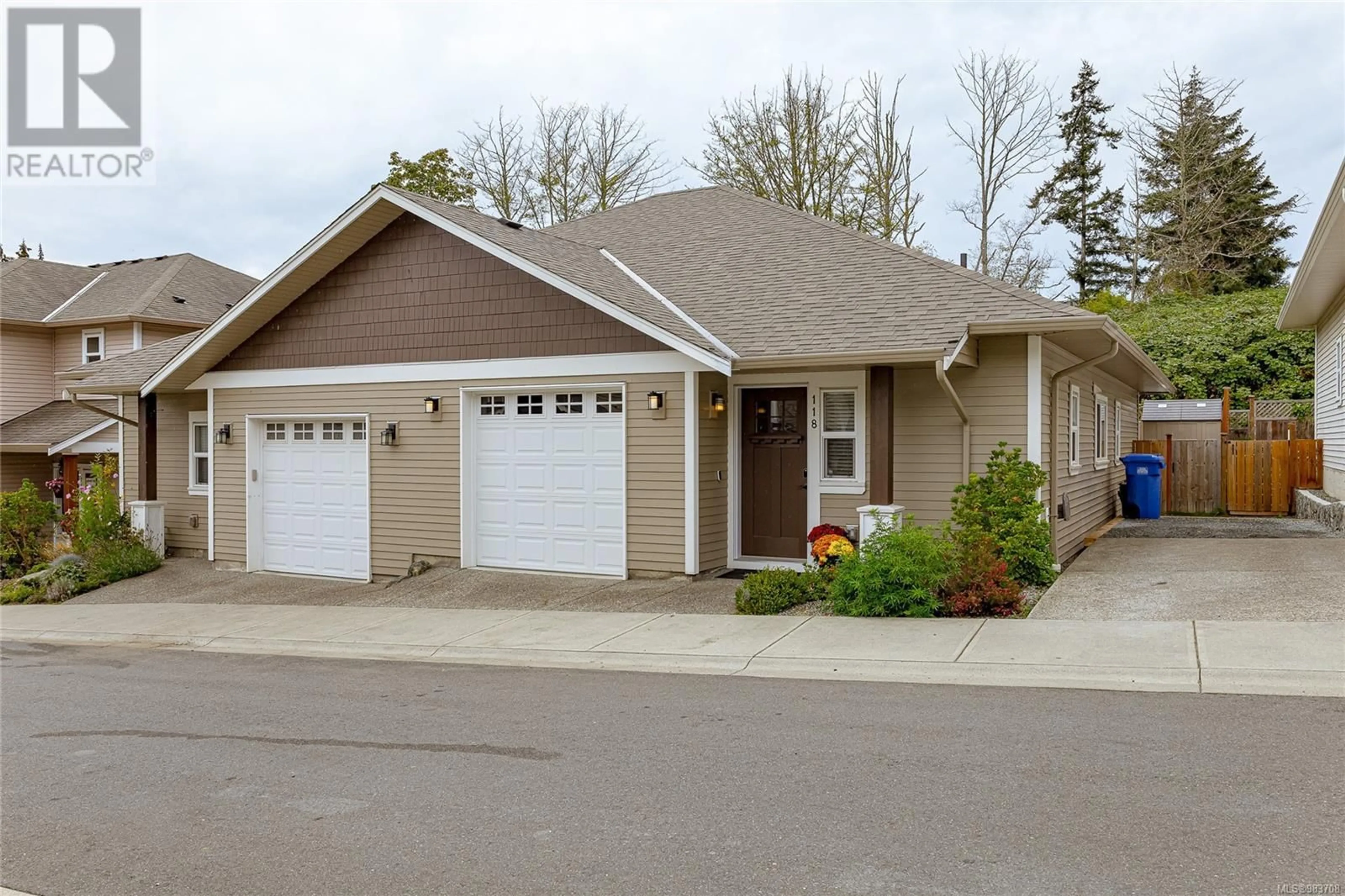 Home with vinyl exterior material, street for 118 6800 Grant Rd W, Sooke British Columbia V9Z1K6