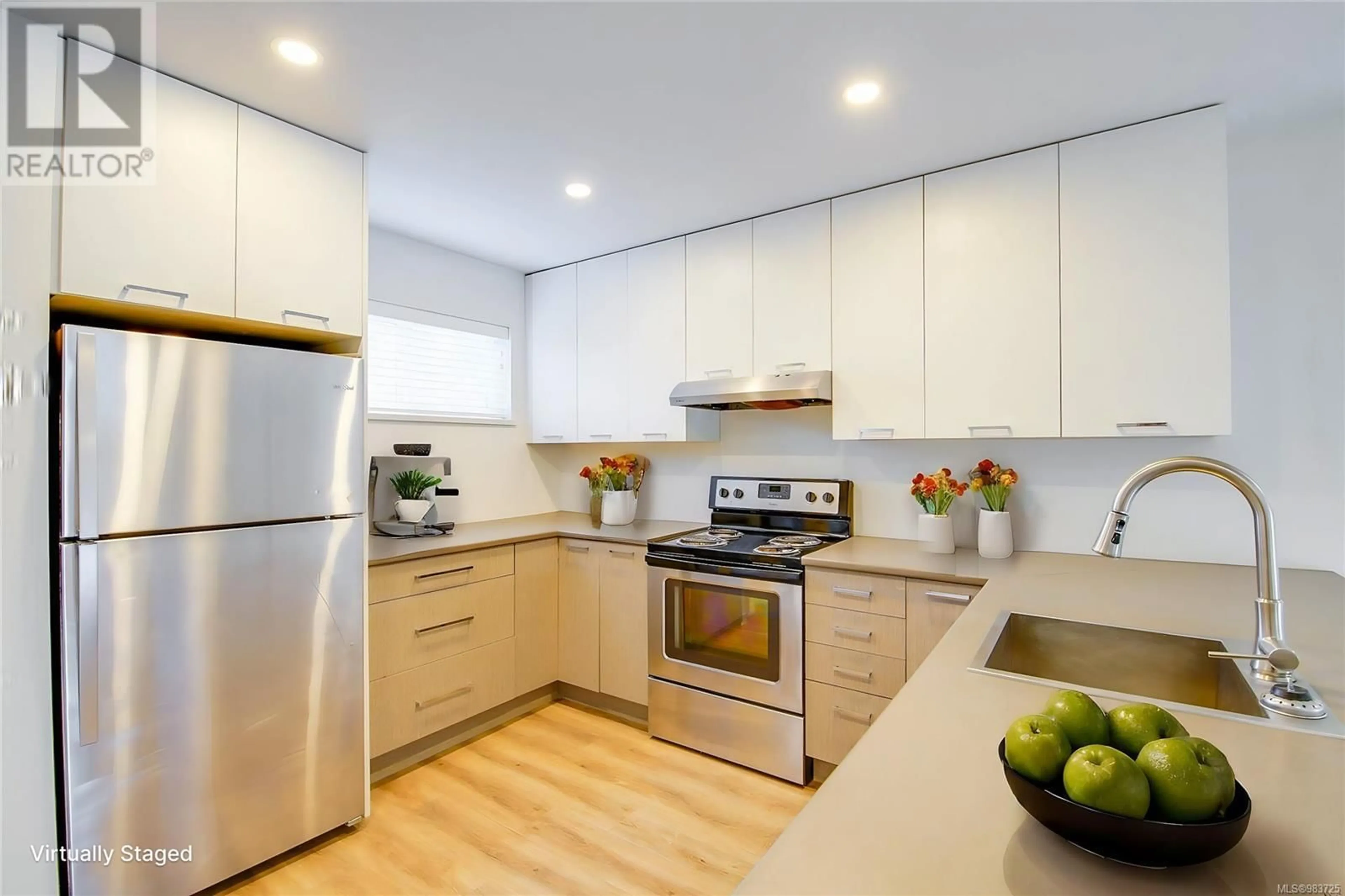 Contemporary kitchen, unknown for 4 - 1782 ST. JACQUES BOULEVARD, Ucluelet British Columbia V0R3A0