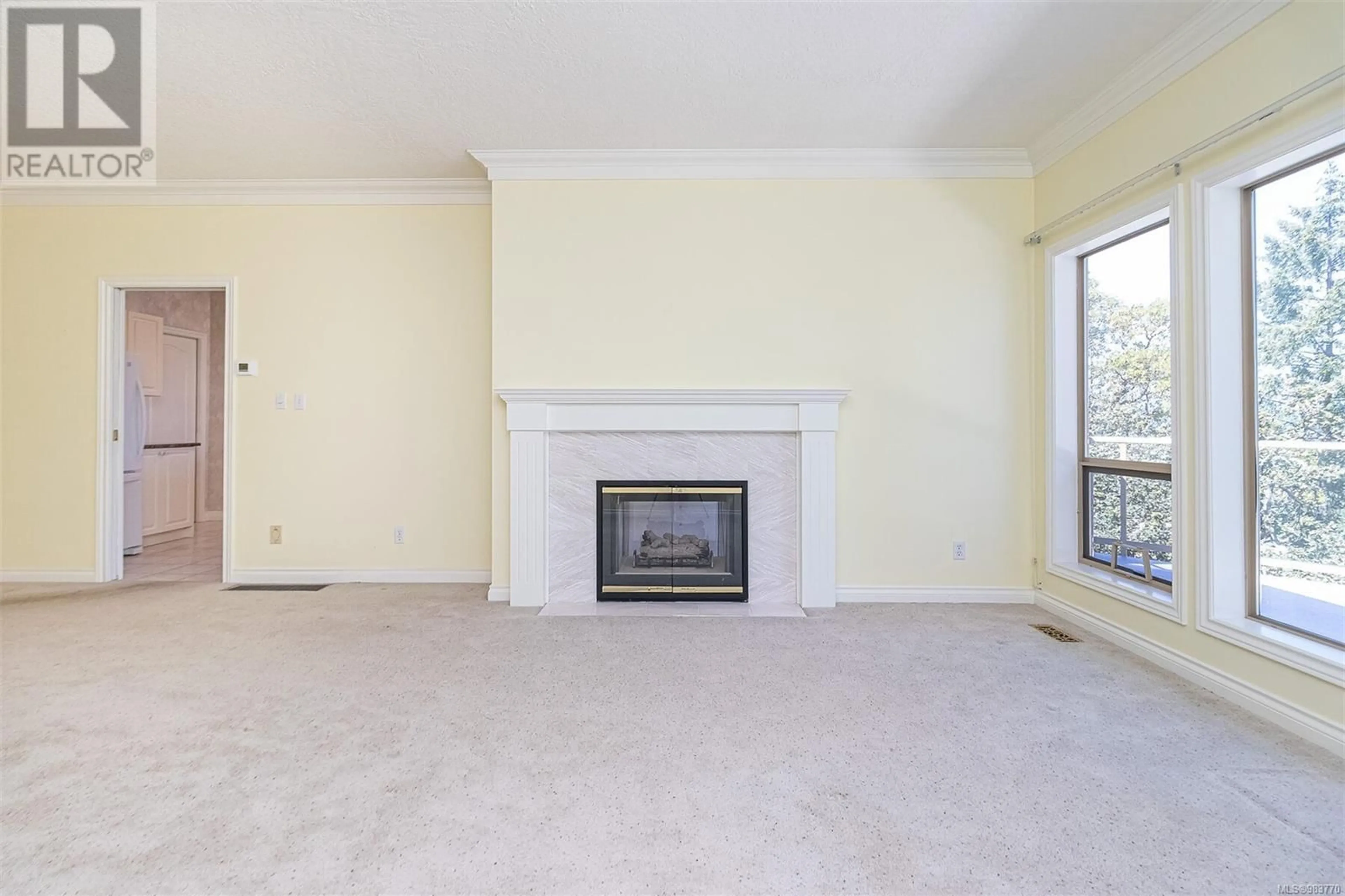 A pic of a room for 19 4300 Stoneywood Lane, Saanich British Columbia V8X5A5