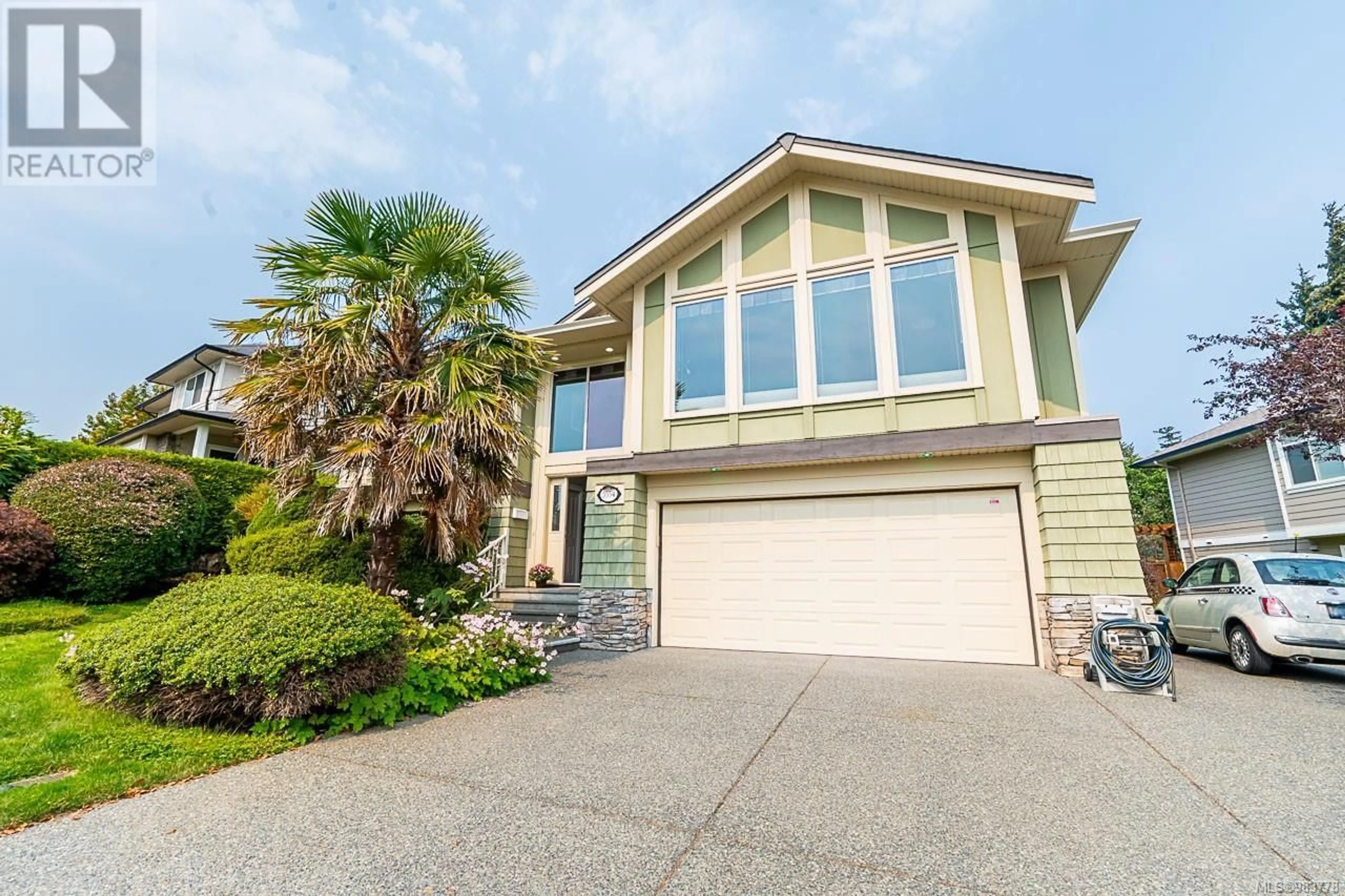 Home with vinyl exterior material, street for 3554 Promenade Cres, Colwood British Columbia V9C4L1