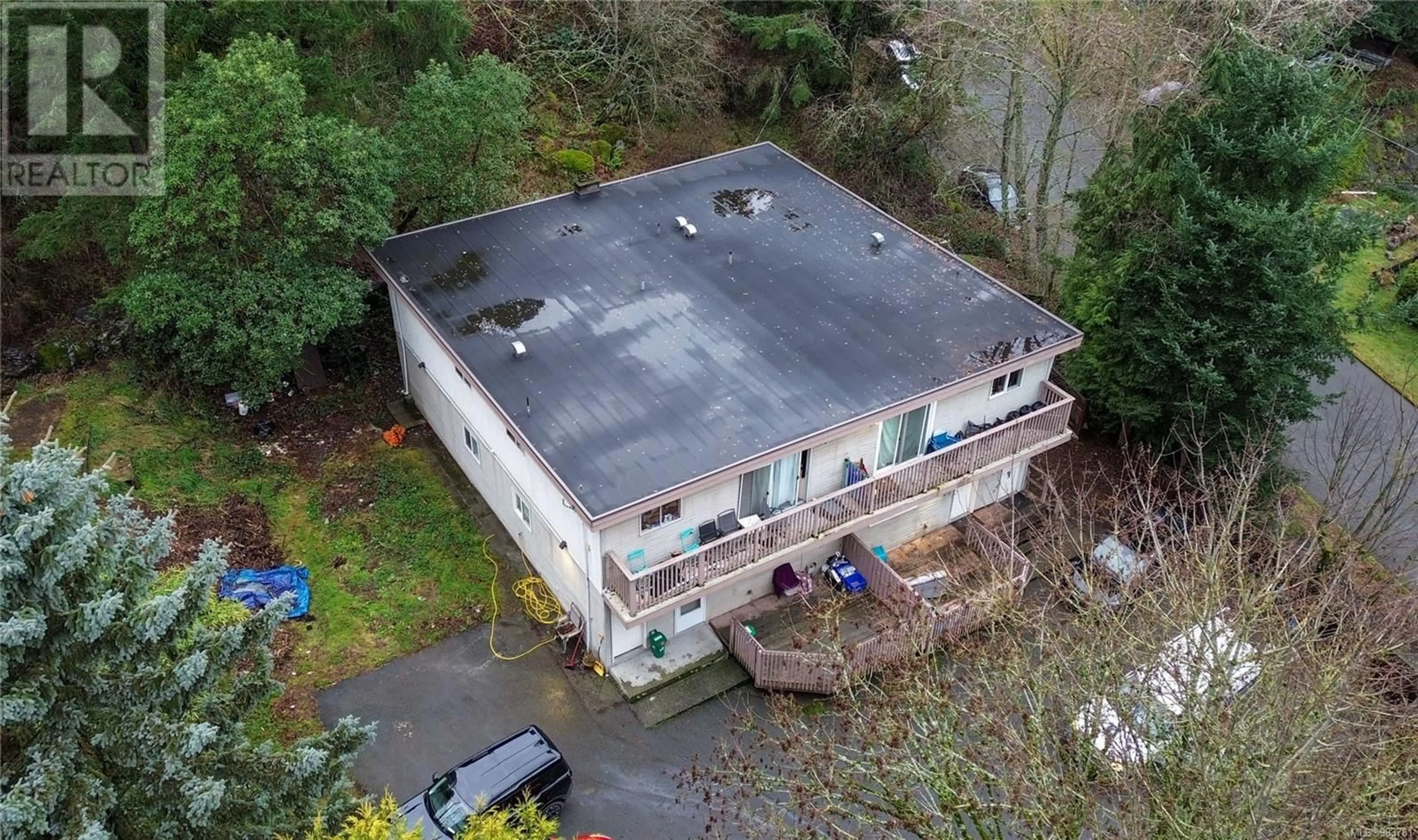 A pic from outside/outdoor area/front of a property/back of a property/a pic from drone, building for 3319 Fulton Rd, Colwood British Columbia V9C2V1