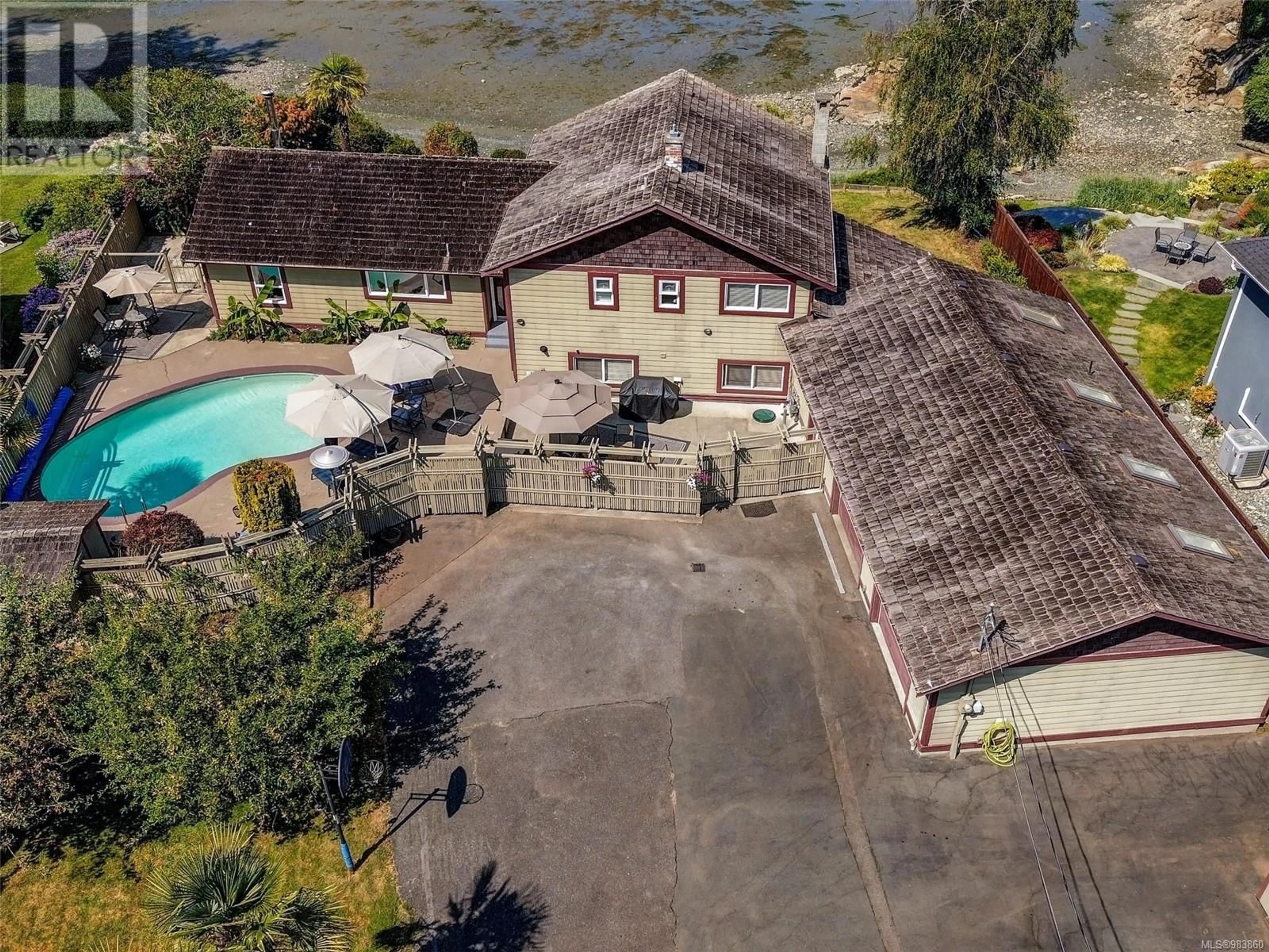 A pic from outside/outdoor area/front of a property/back of a property/a pic from drone, water/lake/river/ocean view for 2606 JAMES ISLAND ROAD, Central Saanich British Columbia V8M1V4