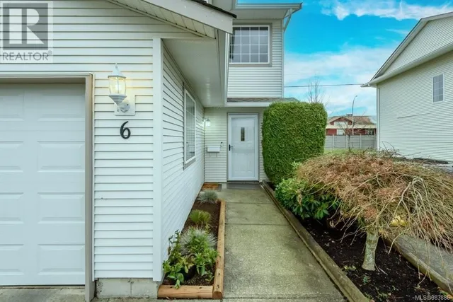 6 717 Aspen Rd, Comox 3