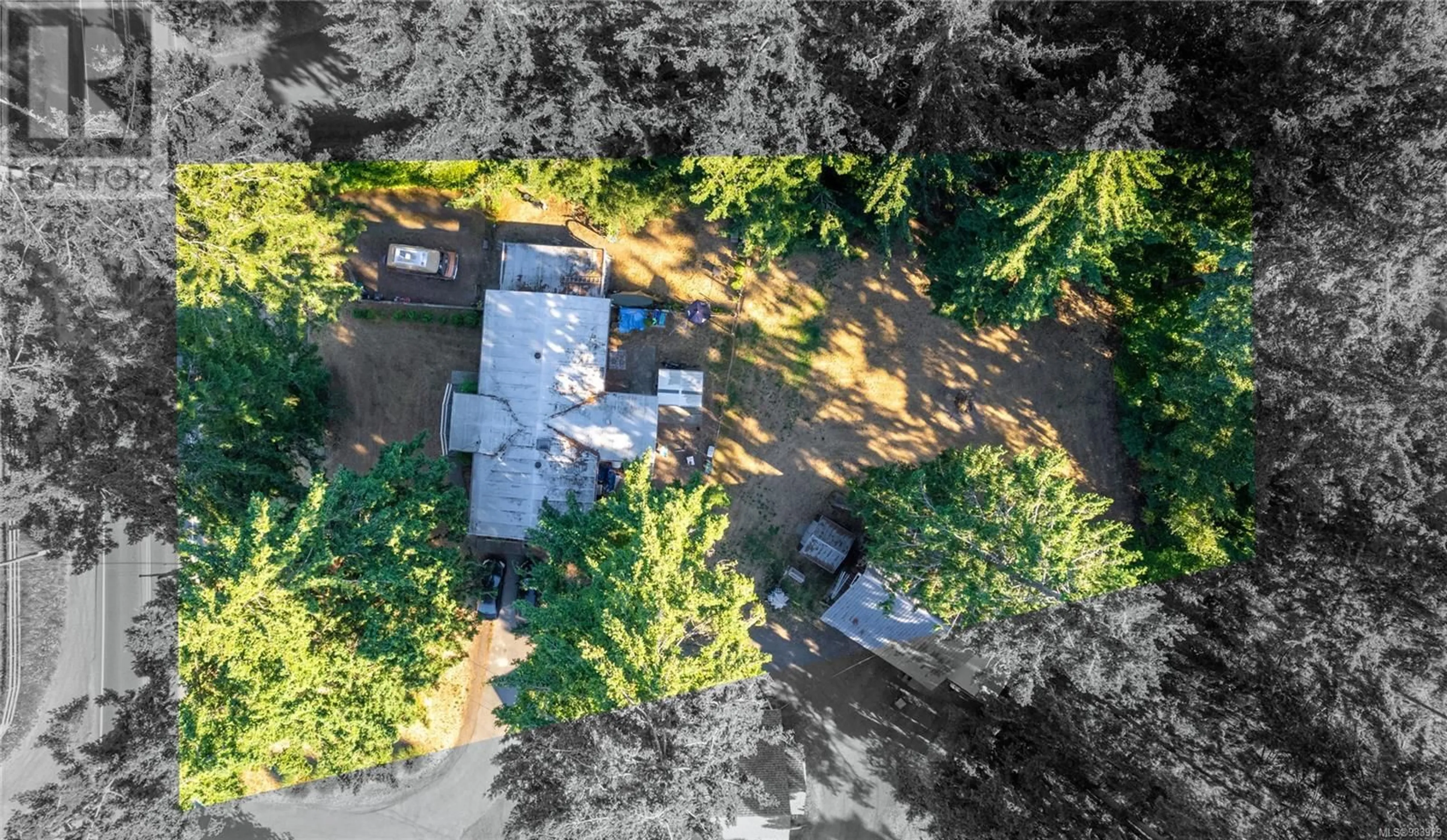 A pic from outside/outdoor area/front of a property/back of a property/a pic from drone, forest/trees view for 1922 Cedar Rd, Nanaimo British Columbia V9X1L7